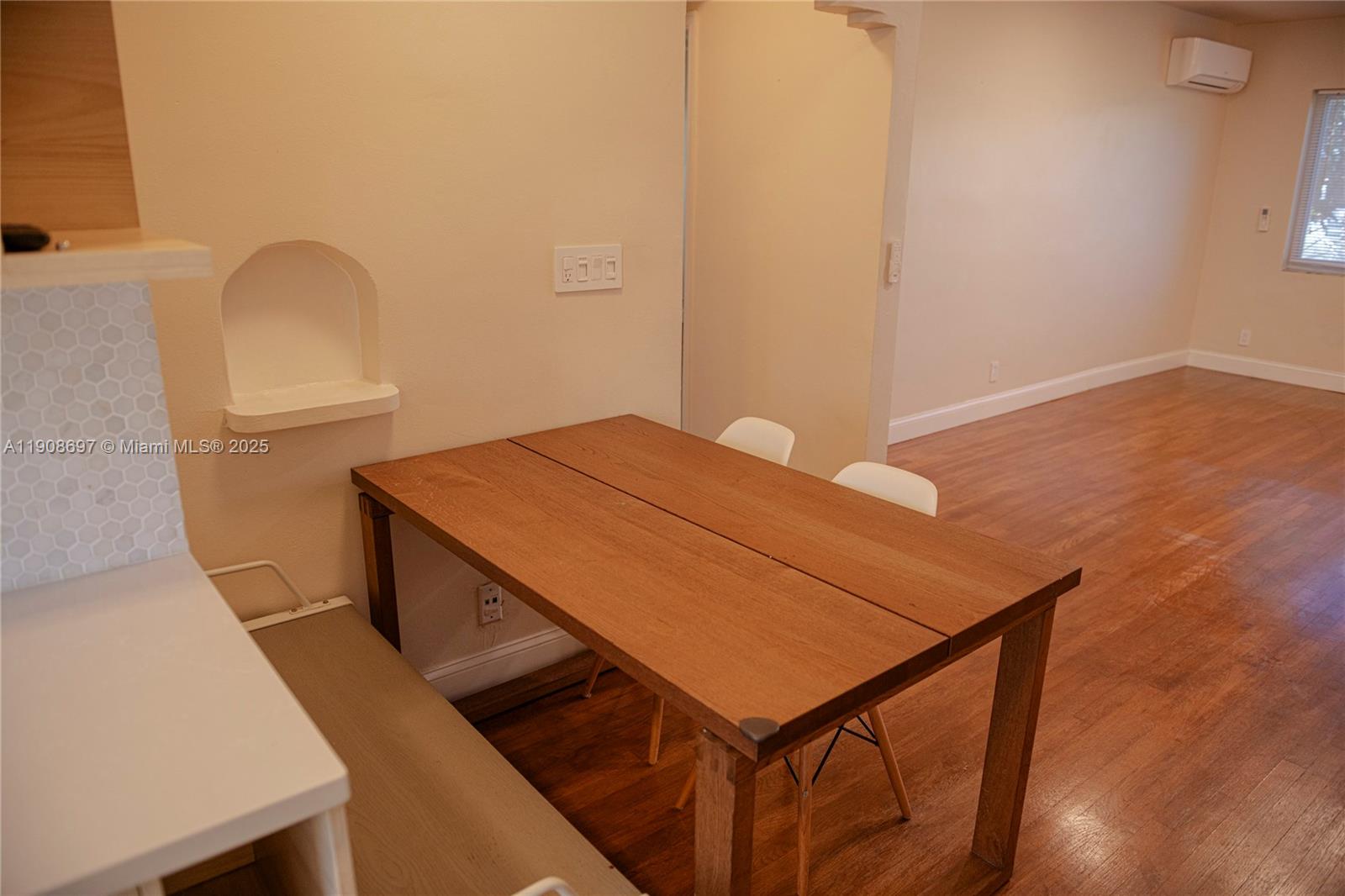 ANTHONY GARDENS CONDO - Residential Lease