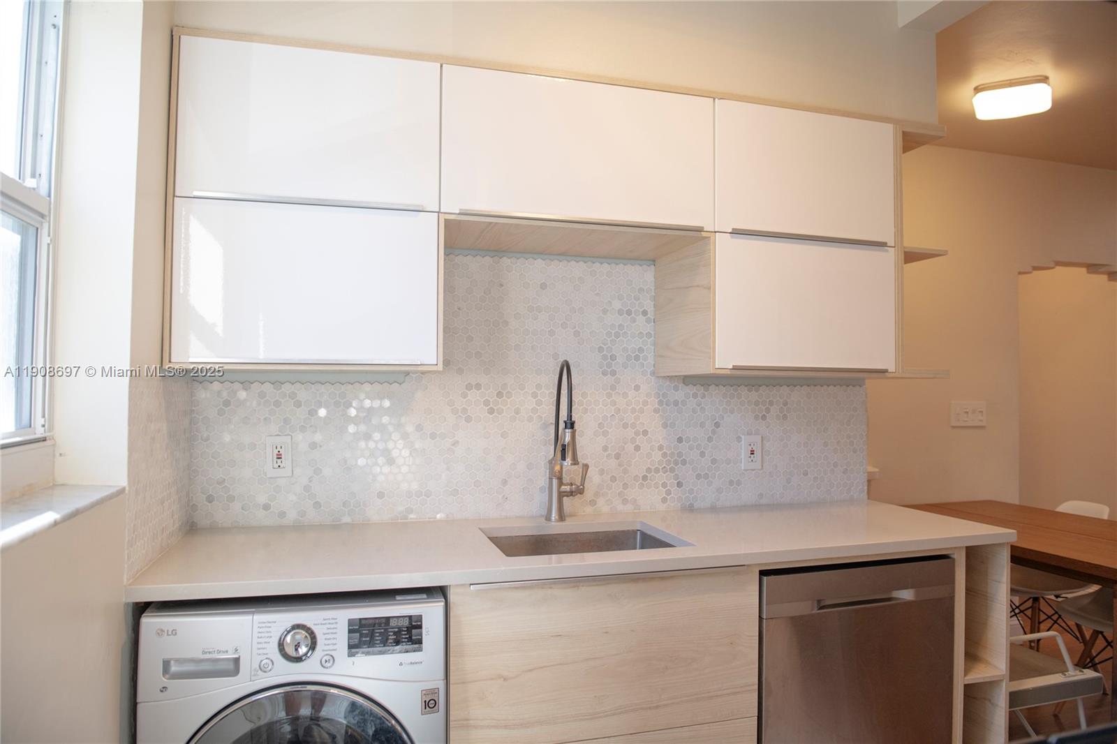 ANTHONY GARDENS CONDO - Residential Lease