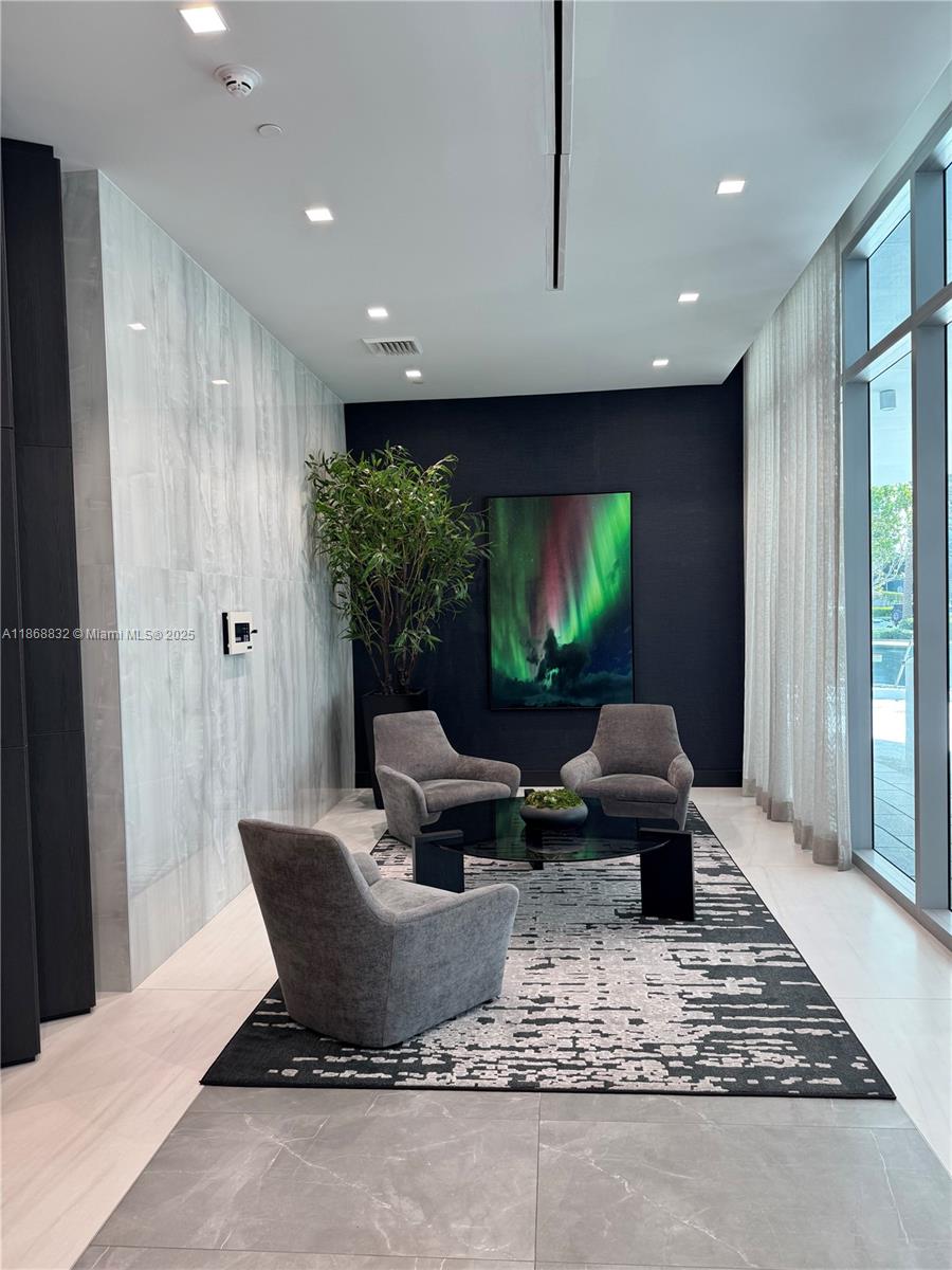 SUNNY ISLES BEACH - Residential Lease