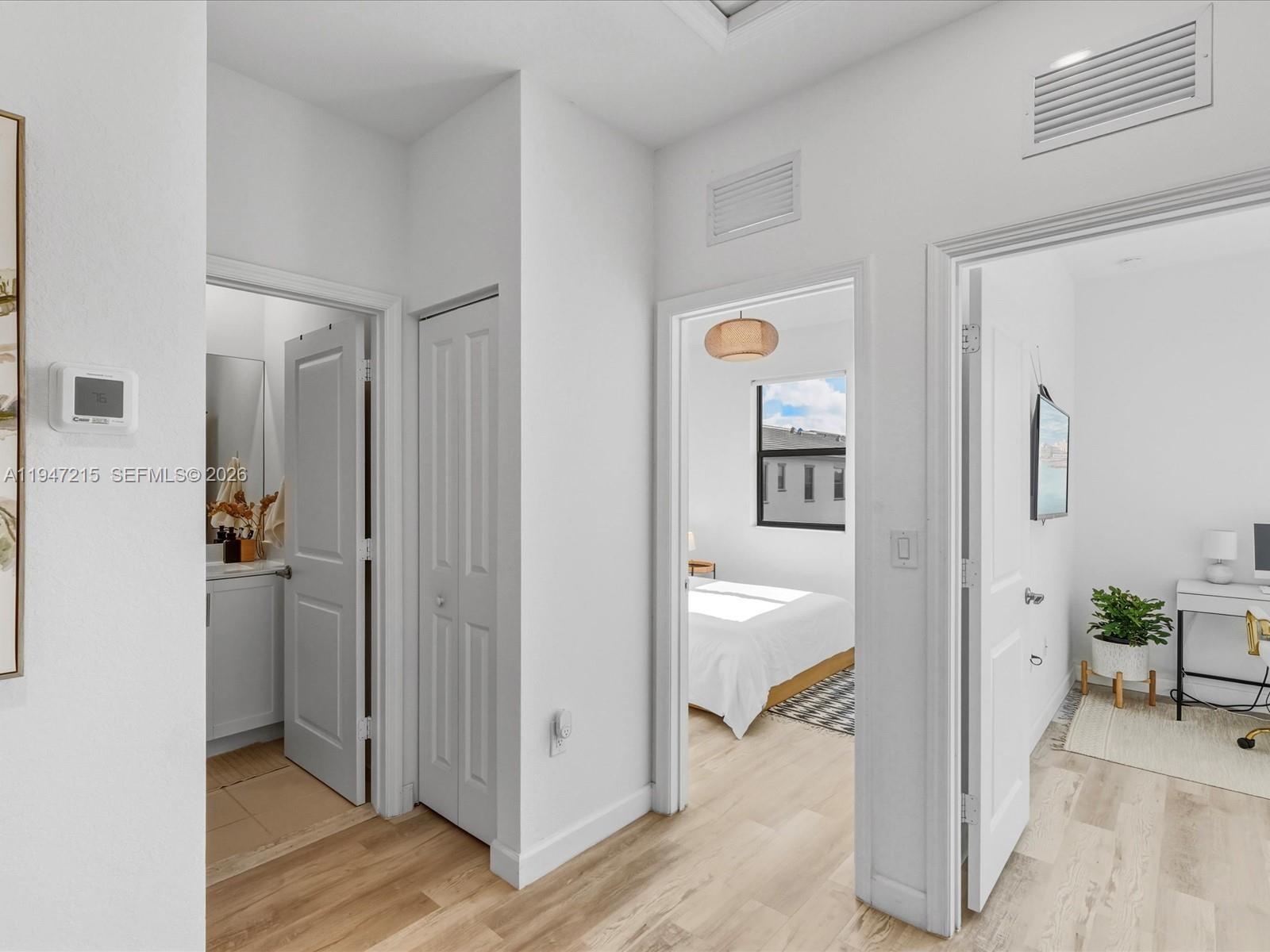 VIA VENTURA NEIGHBORHOOD - Residential