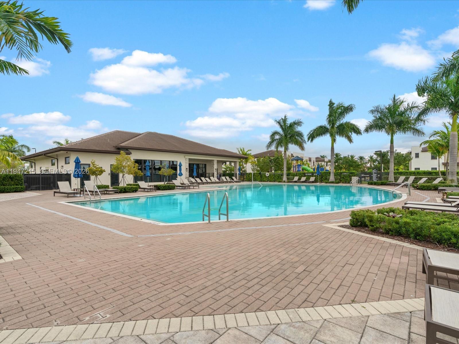 VIA VENTURA NEIGHBORHOOD - Residential