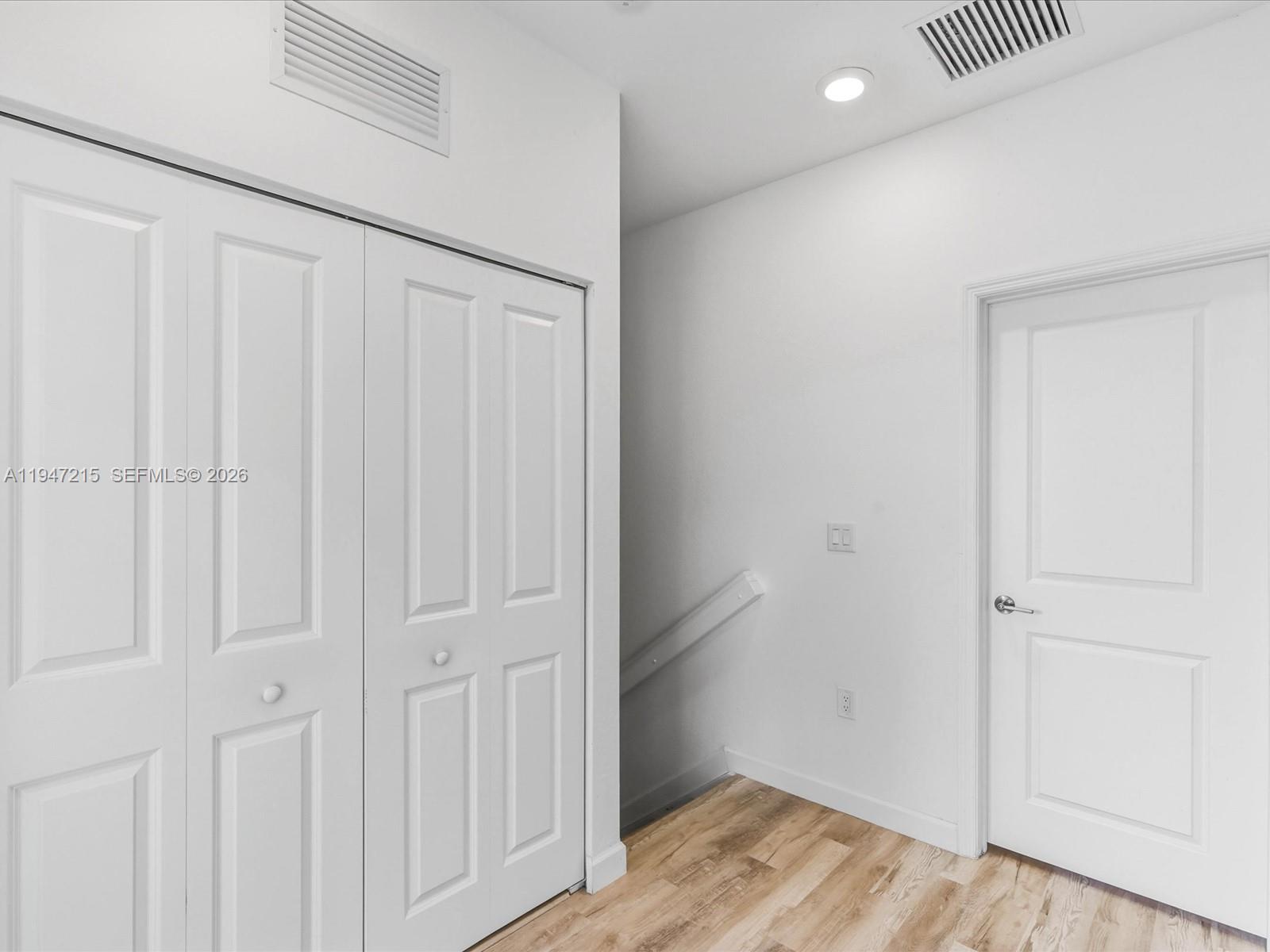 VIA VENTURA NEIGHBORHOOD - Residential