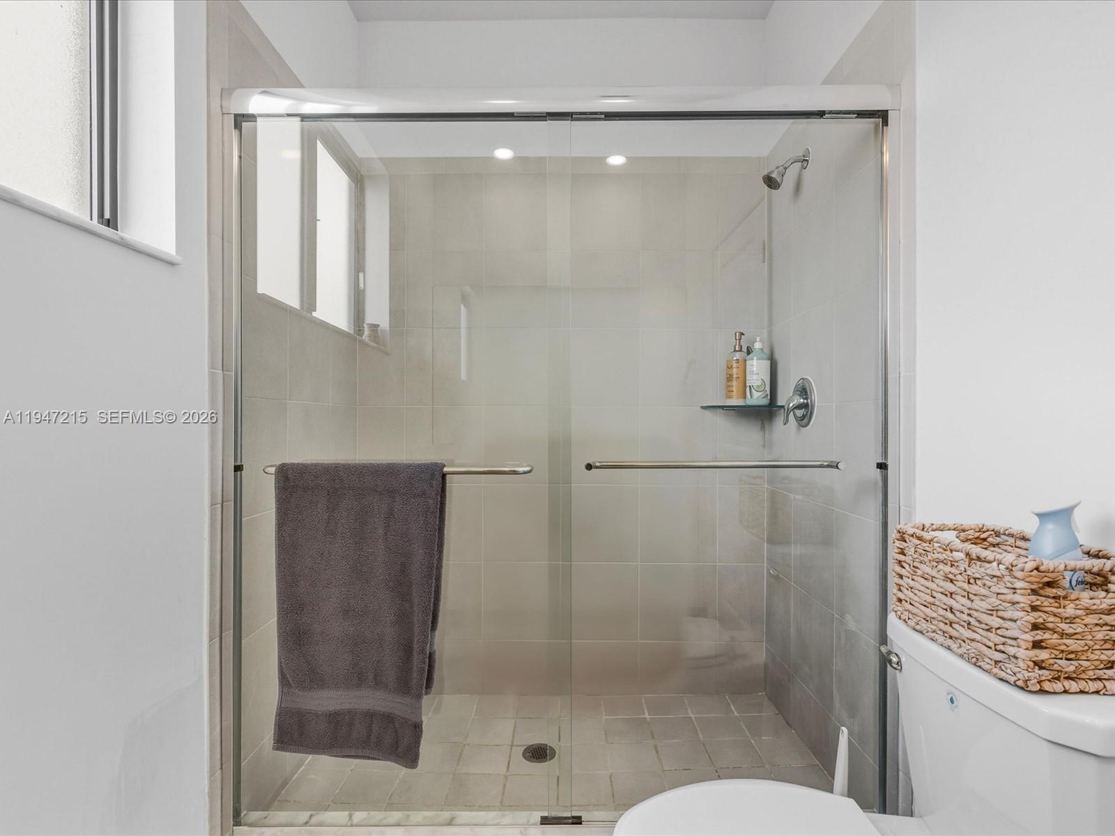 VIA VENTURA NEIGHBORHOOD - Residential