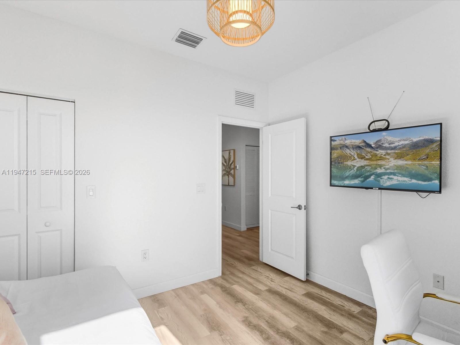 VIA VENTURA NEIGHBORHOOD - Residential