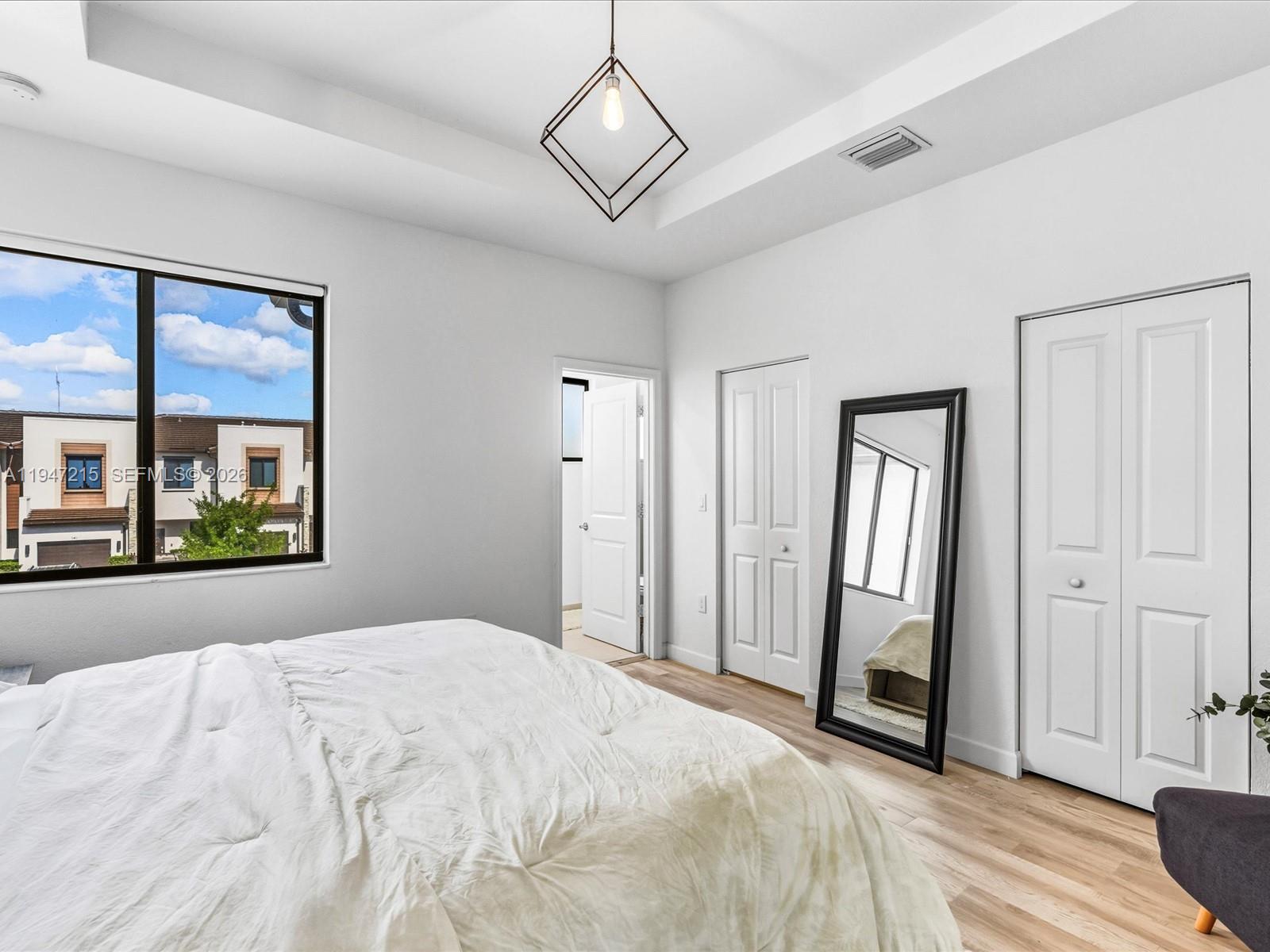 VIA VENTURA NEIGHBORHOOD - Residential