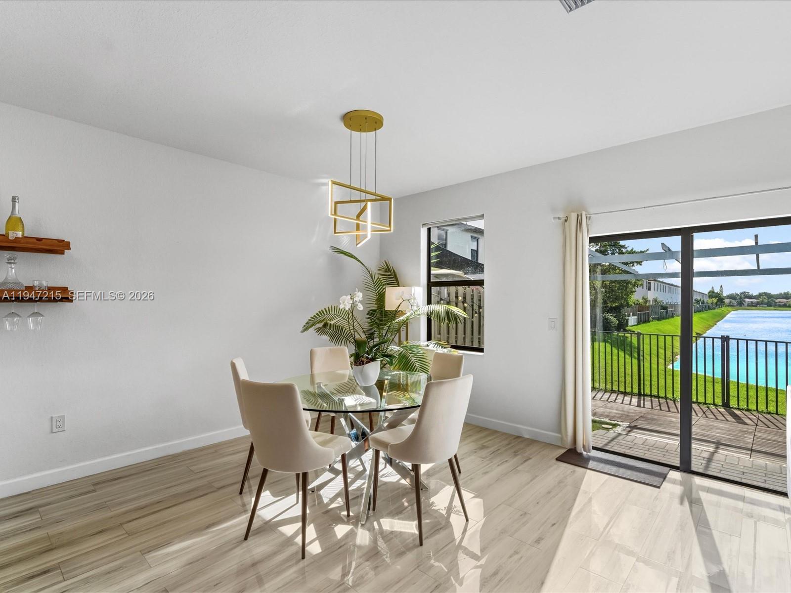 VIA VENTURA NEIGHBORHOOD - Residential