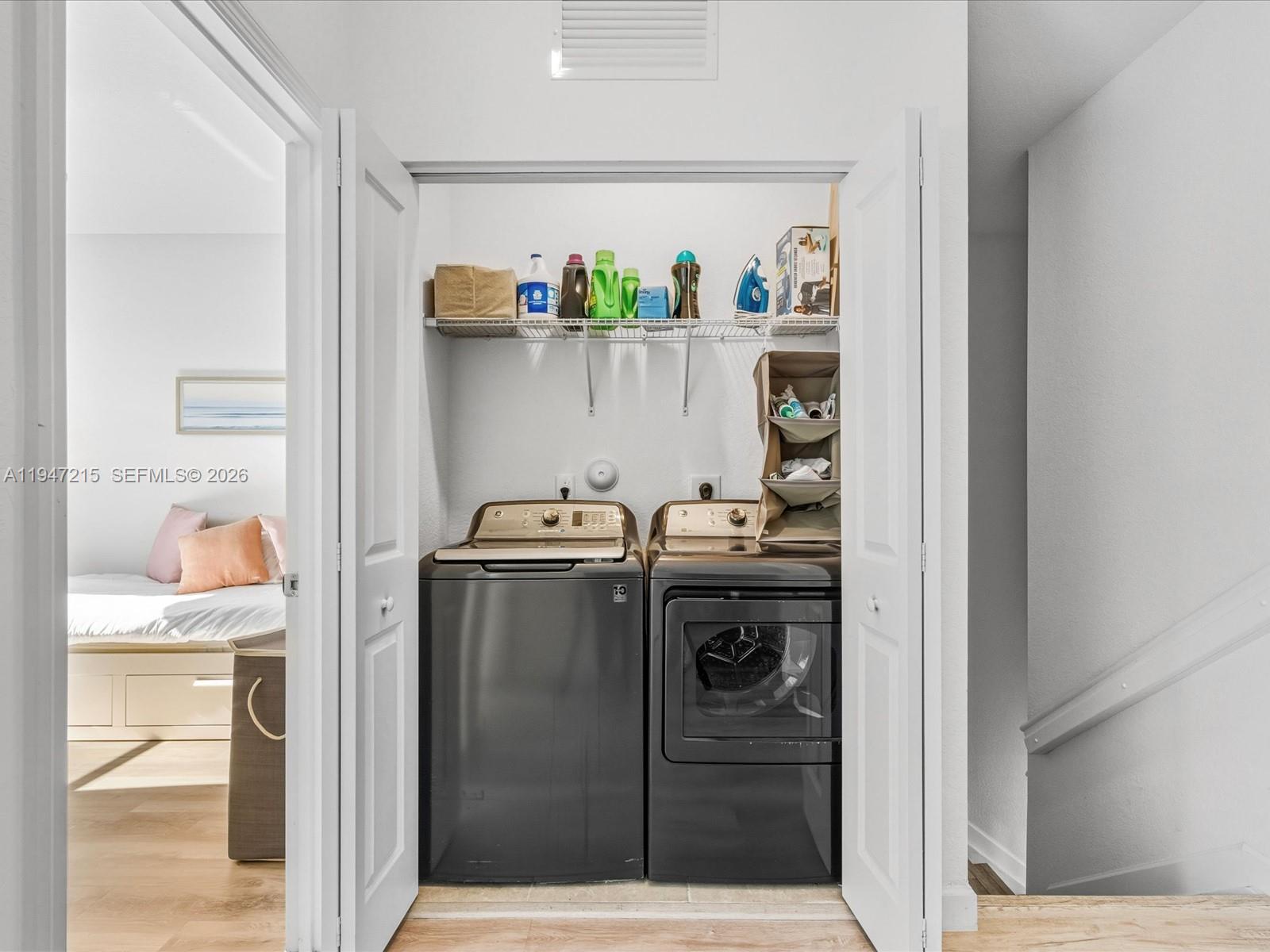 VIA VENTURA NEIGHBORHOOD - Residential