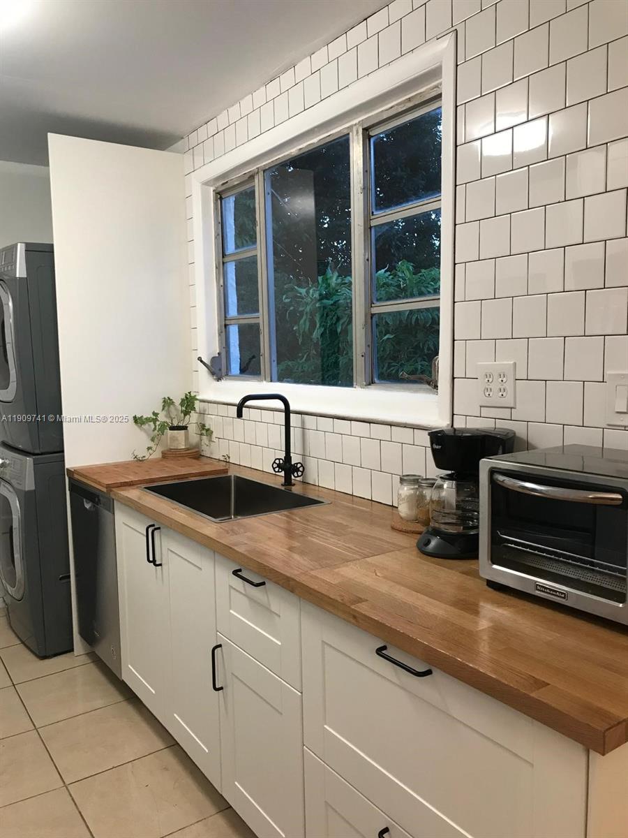 MARLBOROUGH NO 2 - Residential Lease