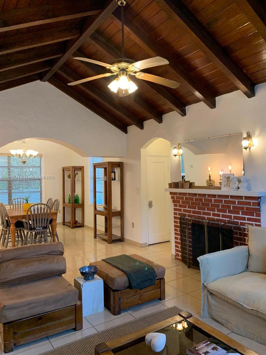 MARLBOROUGH NO 2 - Residential Lease