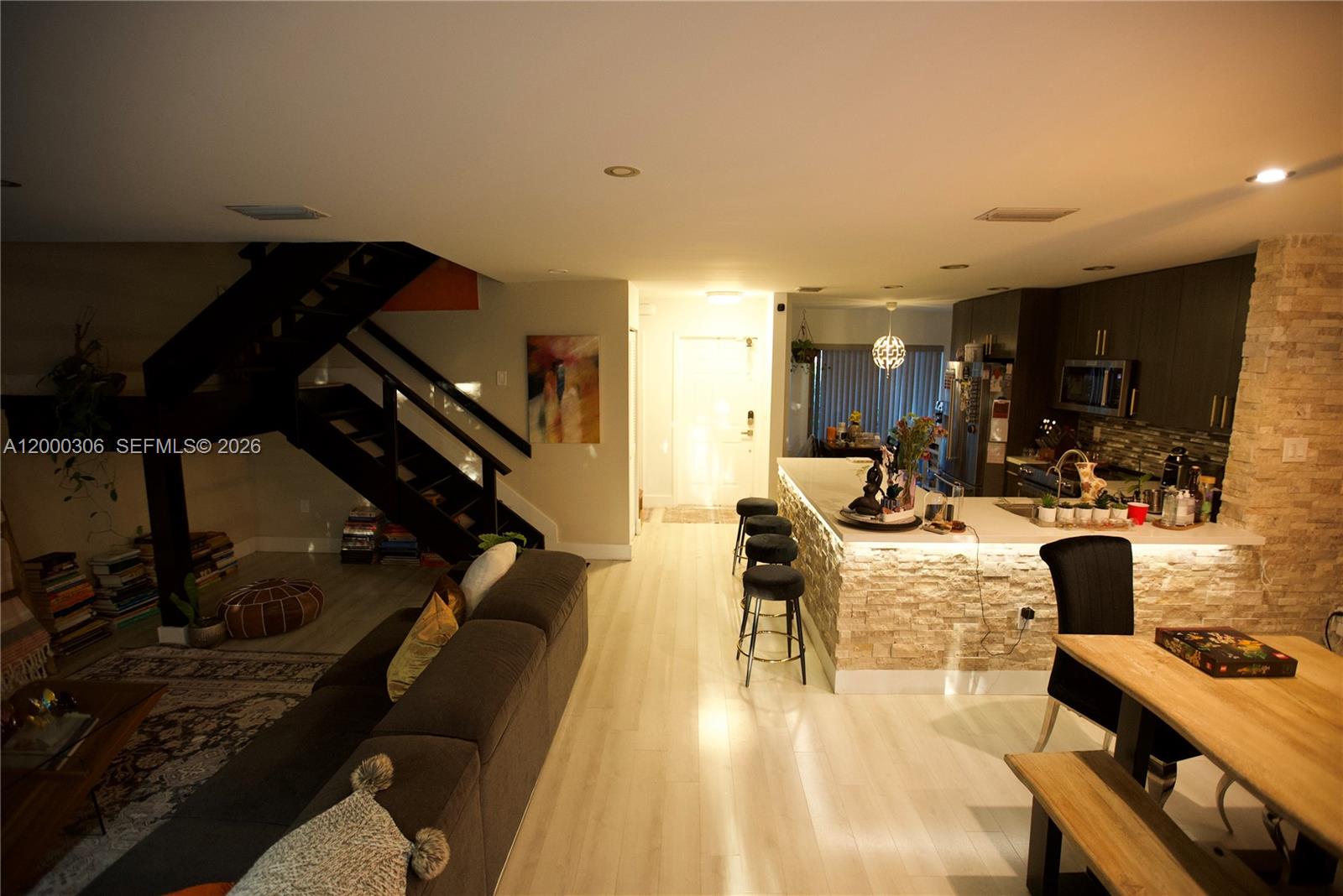 DORAL CHASE 1ST ADDN AMEN - Residential Lease