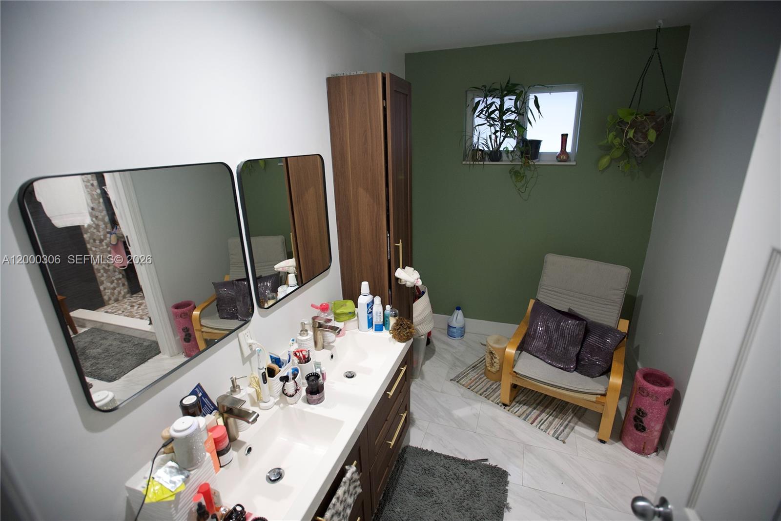 DORAL CHASE 1ST ADDN AMEN - Residential Lease