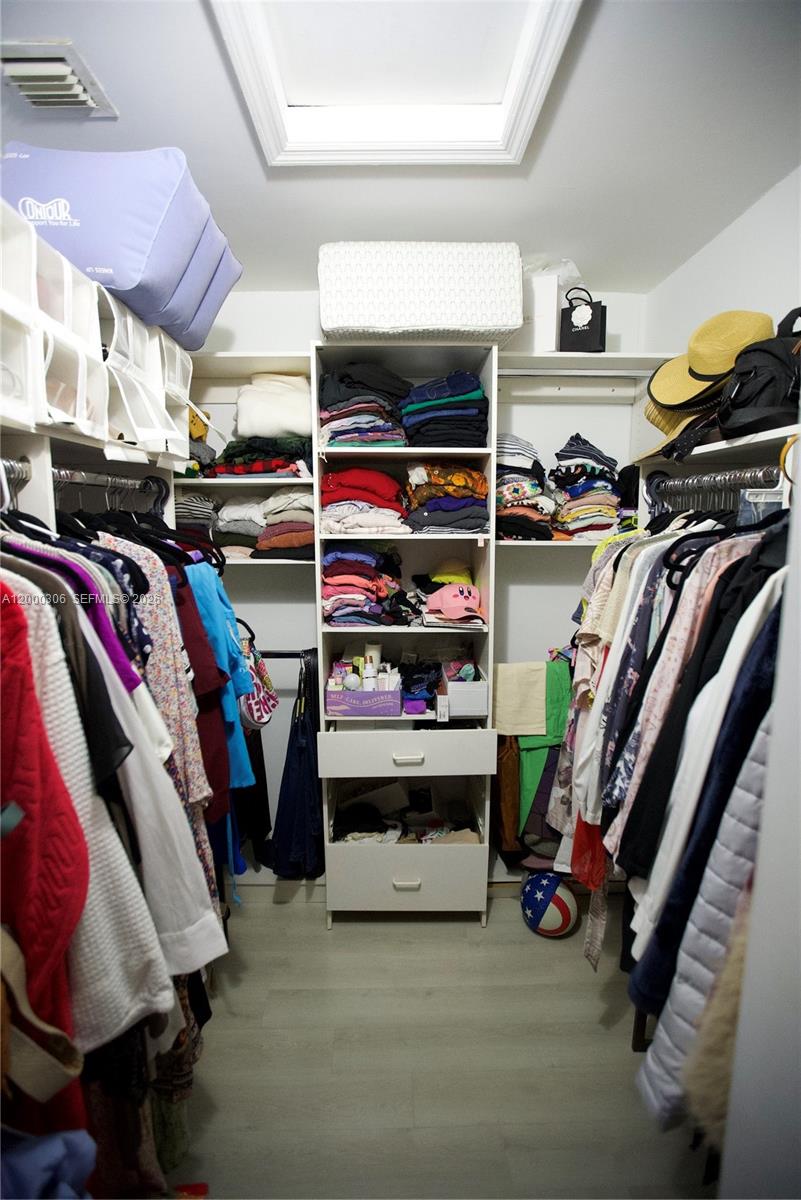 DORAL CHASE 1ST ADDN AMEN - Residential Lease