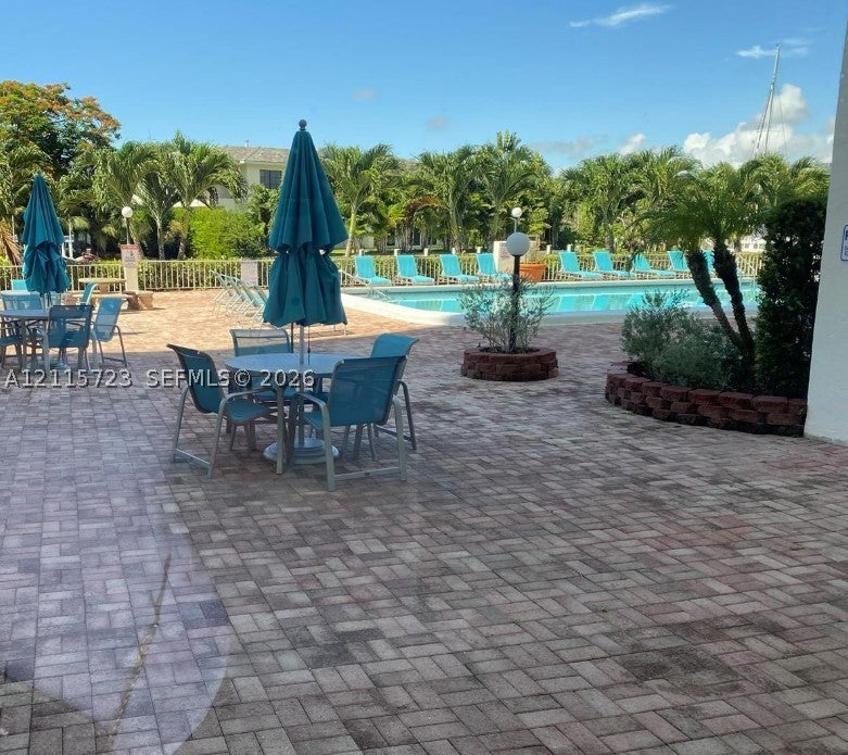 401 Golden Isles Dr