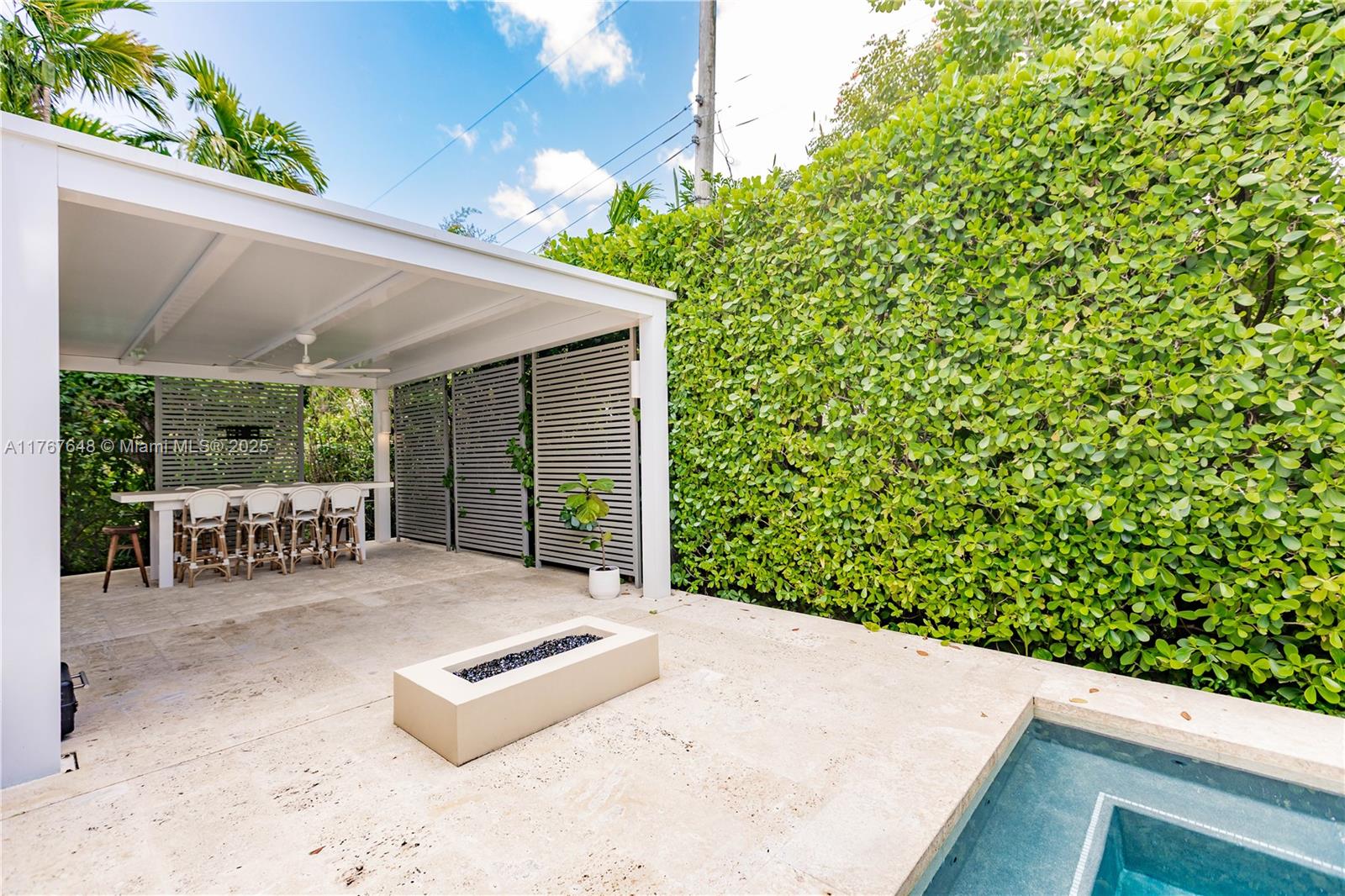 BEVERLY GARDENS - Residential