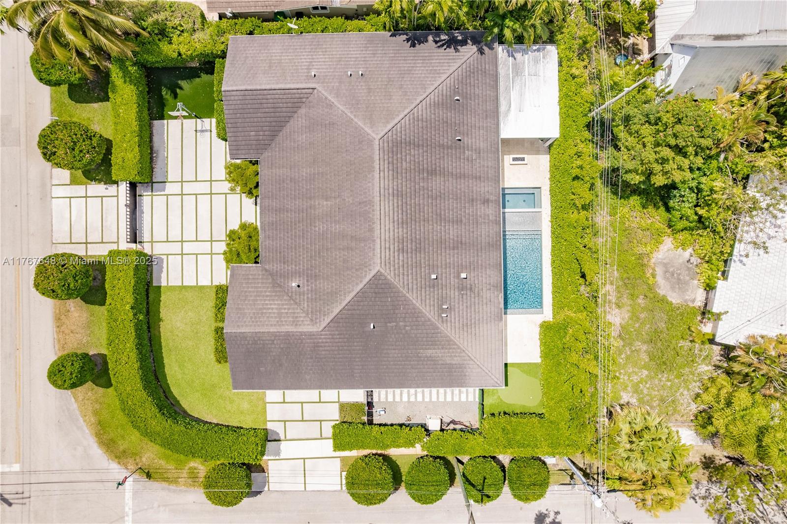 BEVERLY GARDENS - Residential