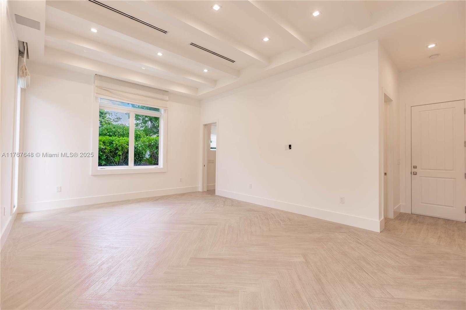 BEVERLY GARDENS - Residential