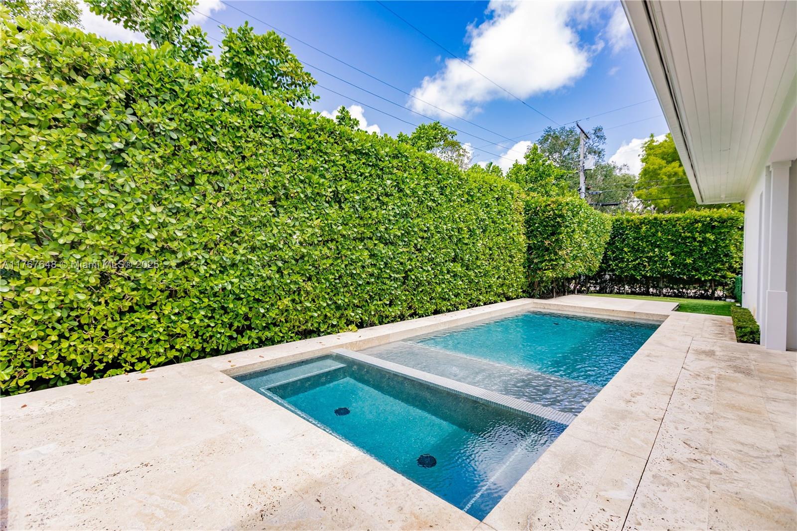 BEVERLY GARDENS - Residential