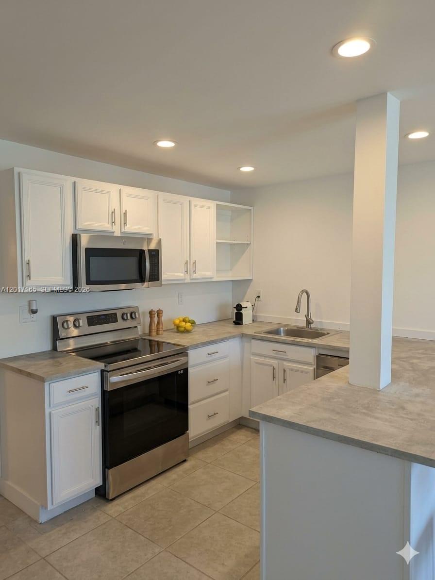 PLAZA CONDO - Residential Lease
