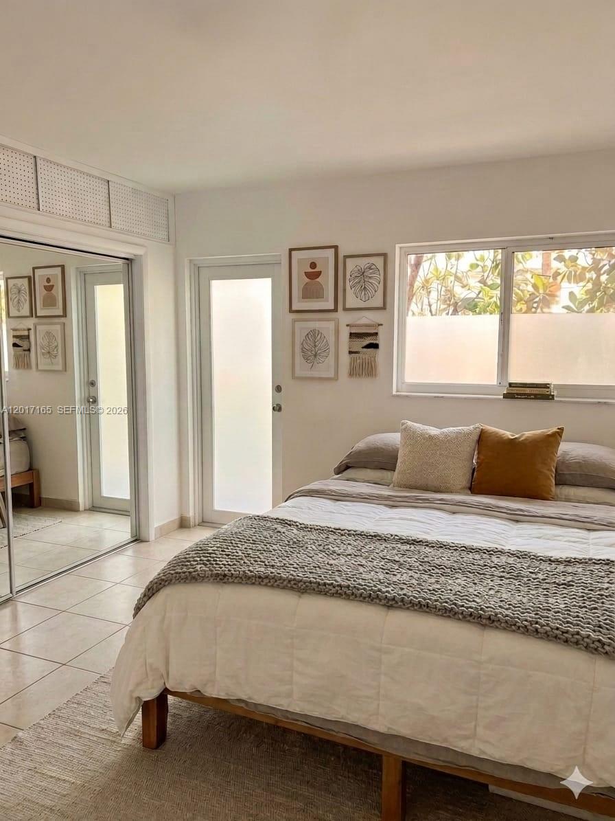 PLAZA CONDO - Residential Lease
