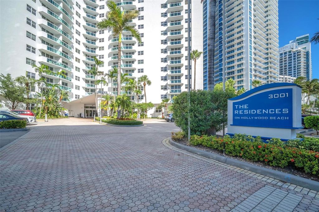 Photo of 3001 S Ocean Dr #1231, Hollywood, FL 33019 (MLS # A11874747)