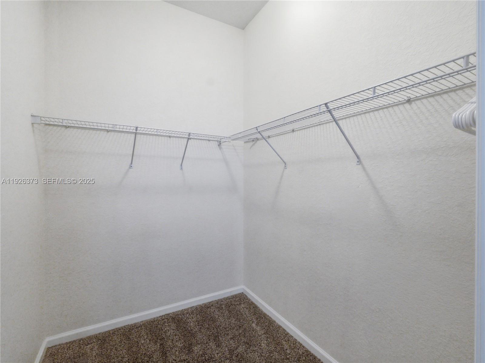 VISTA CAY/HARBOR SQUARE PH - Residential