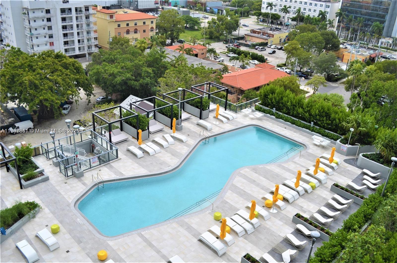 PARAISO BAYVIEWS CONDO - Residential