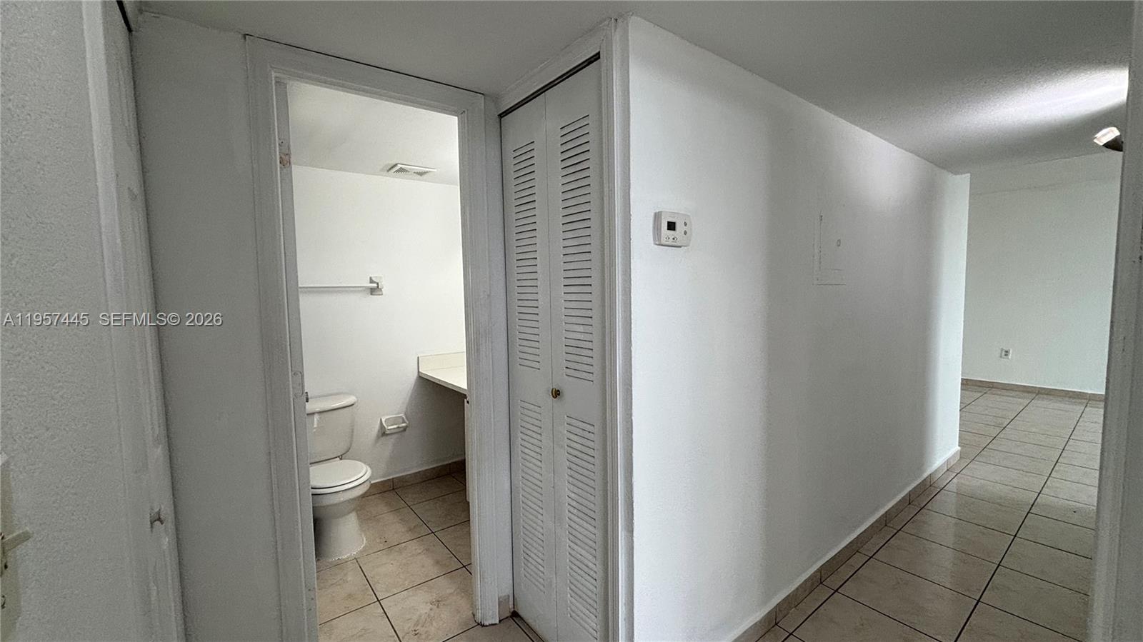 LAS ESTRELLAS CONDO - Residential Lease