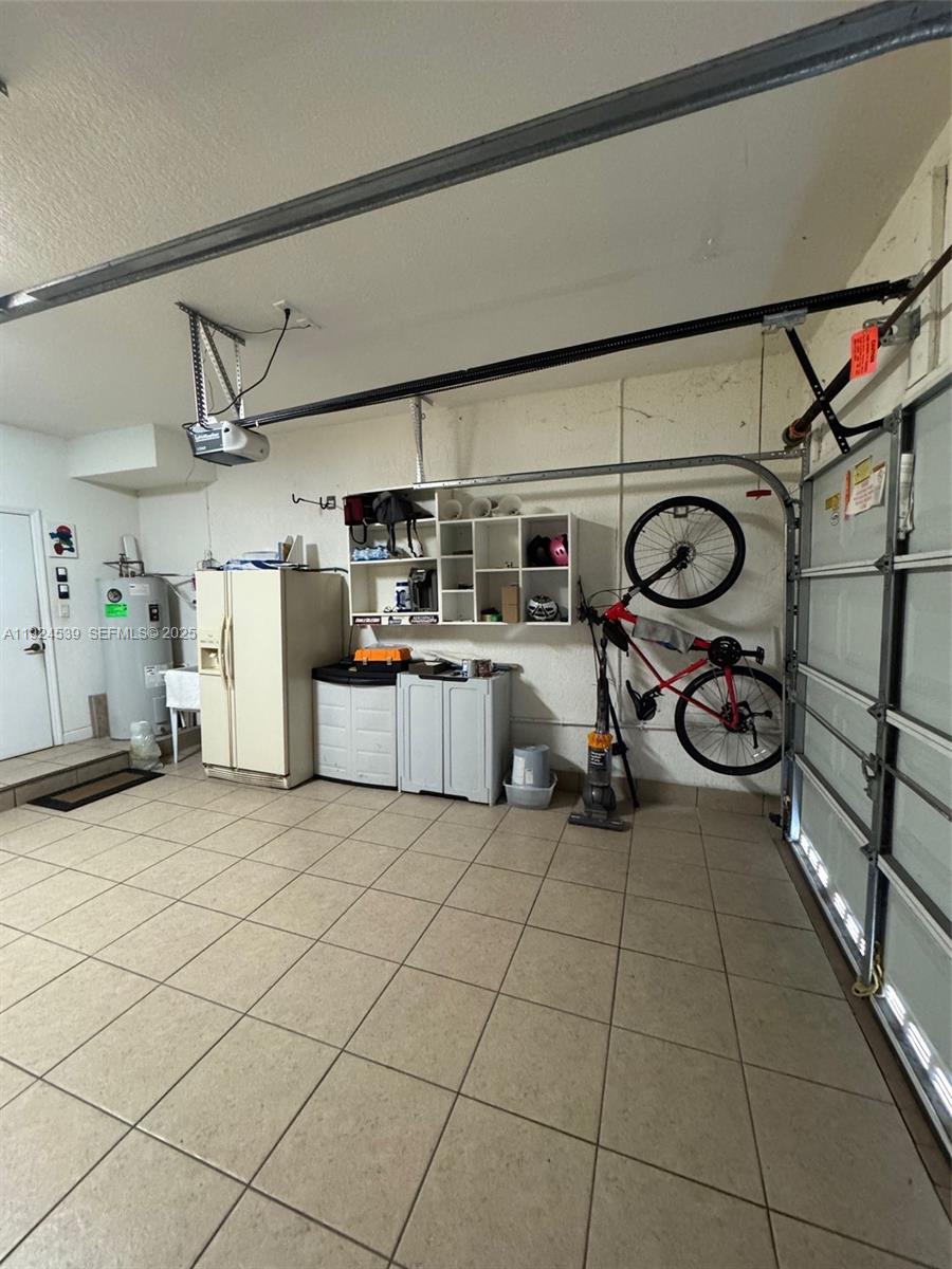 ISLANDS AT DORAL TOWNHOME - Residential