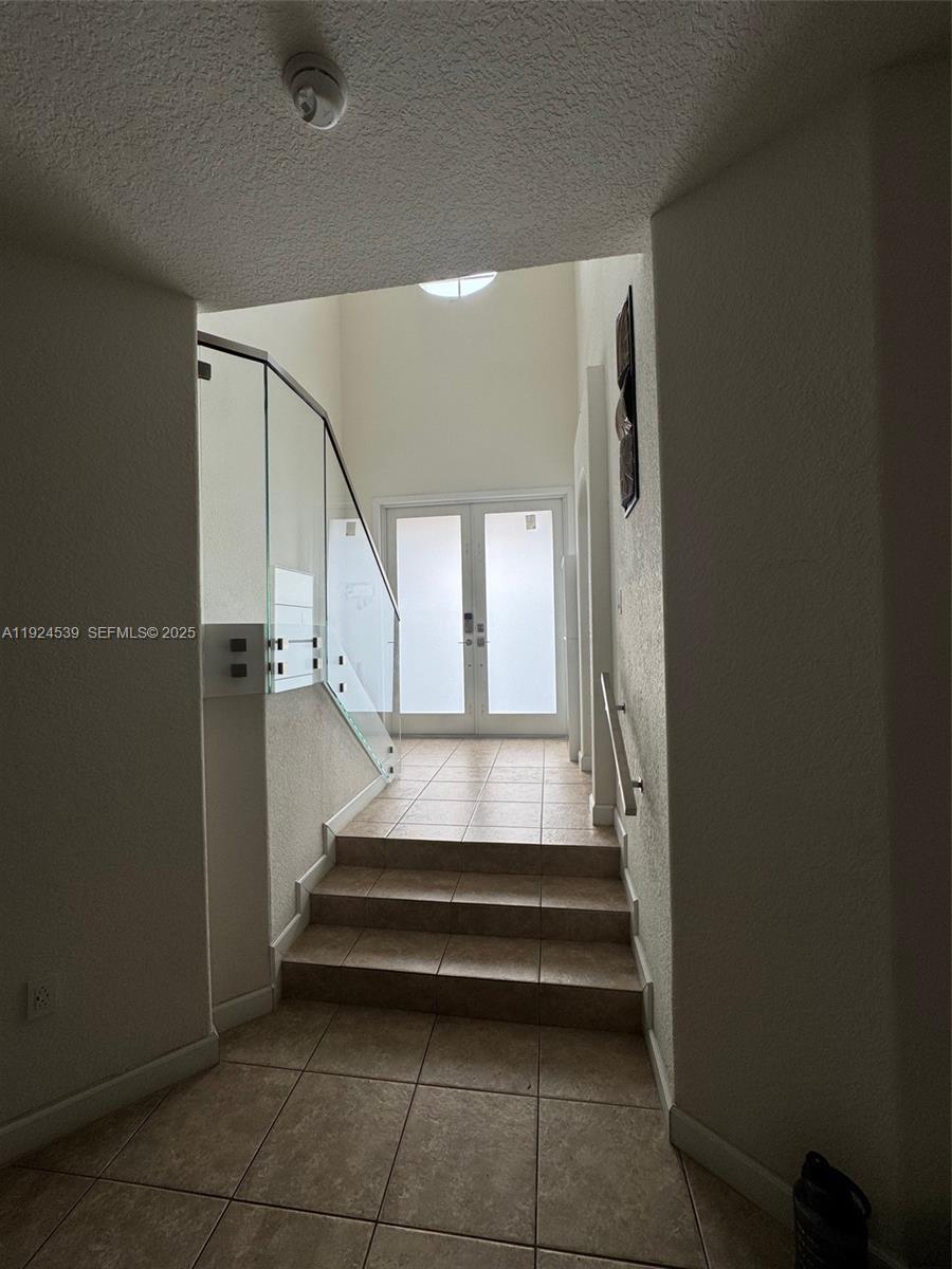 ISLANDS AT DORAL TOWNHOME - Residential