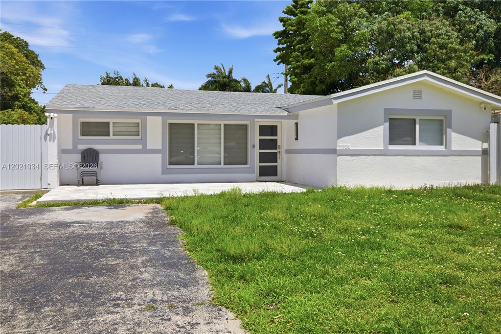 Photo of 7051 SW 29th St, Miramar, FL 33023 (MLS # A12021034)