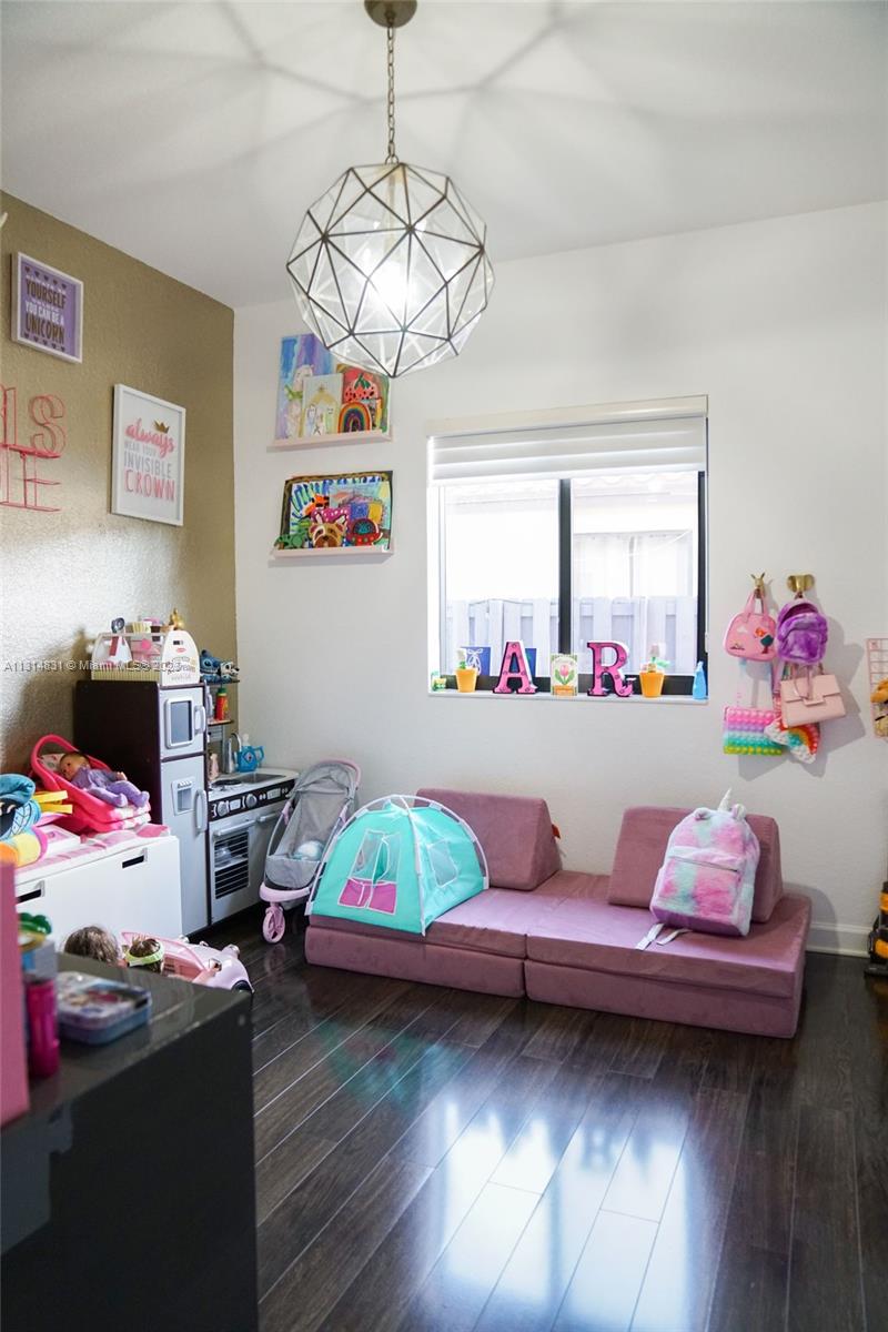 CENTENNIAL SEC 3 - Residential