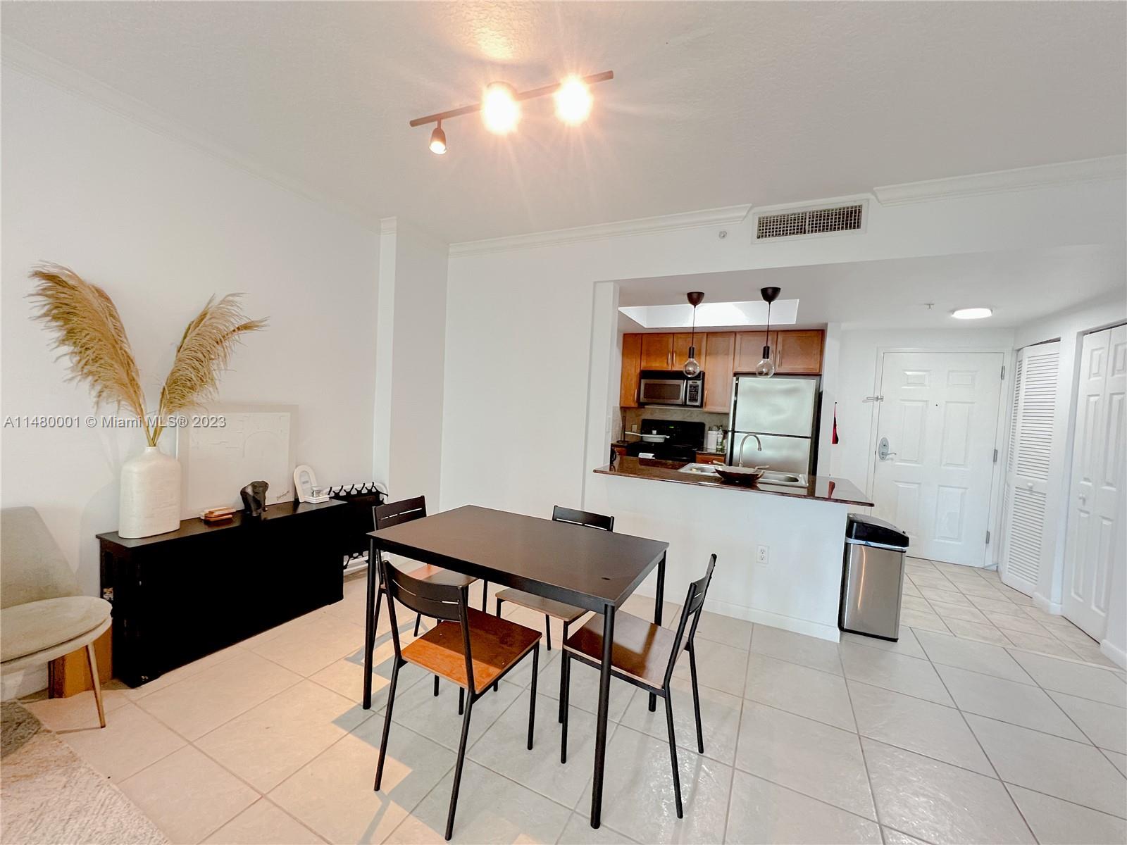 CITE CONDO - Residential Lease