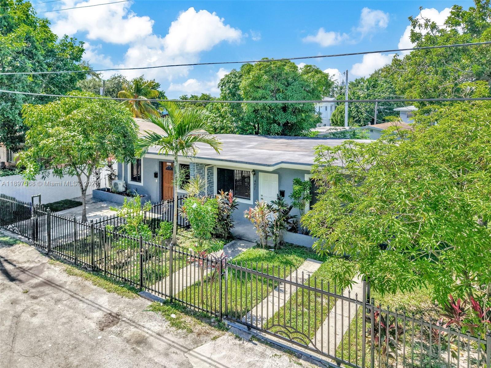 EMERALD CT 1ST ADDN - Residential Lease