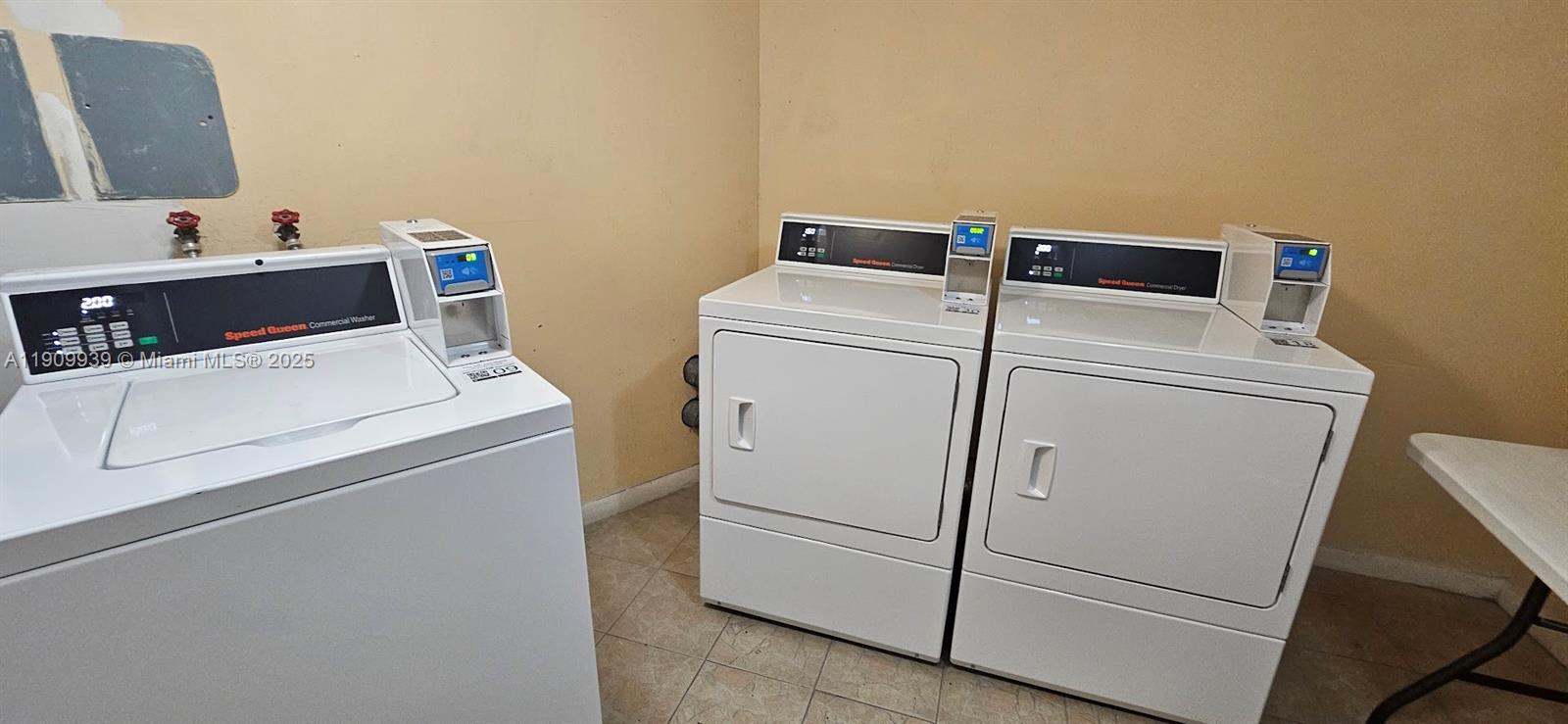 CRESTVIEW TOWERS CONDO - Residential Lease