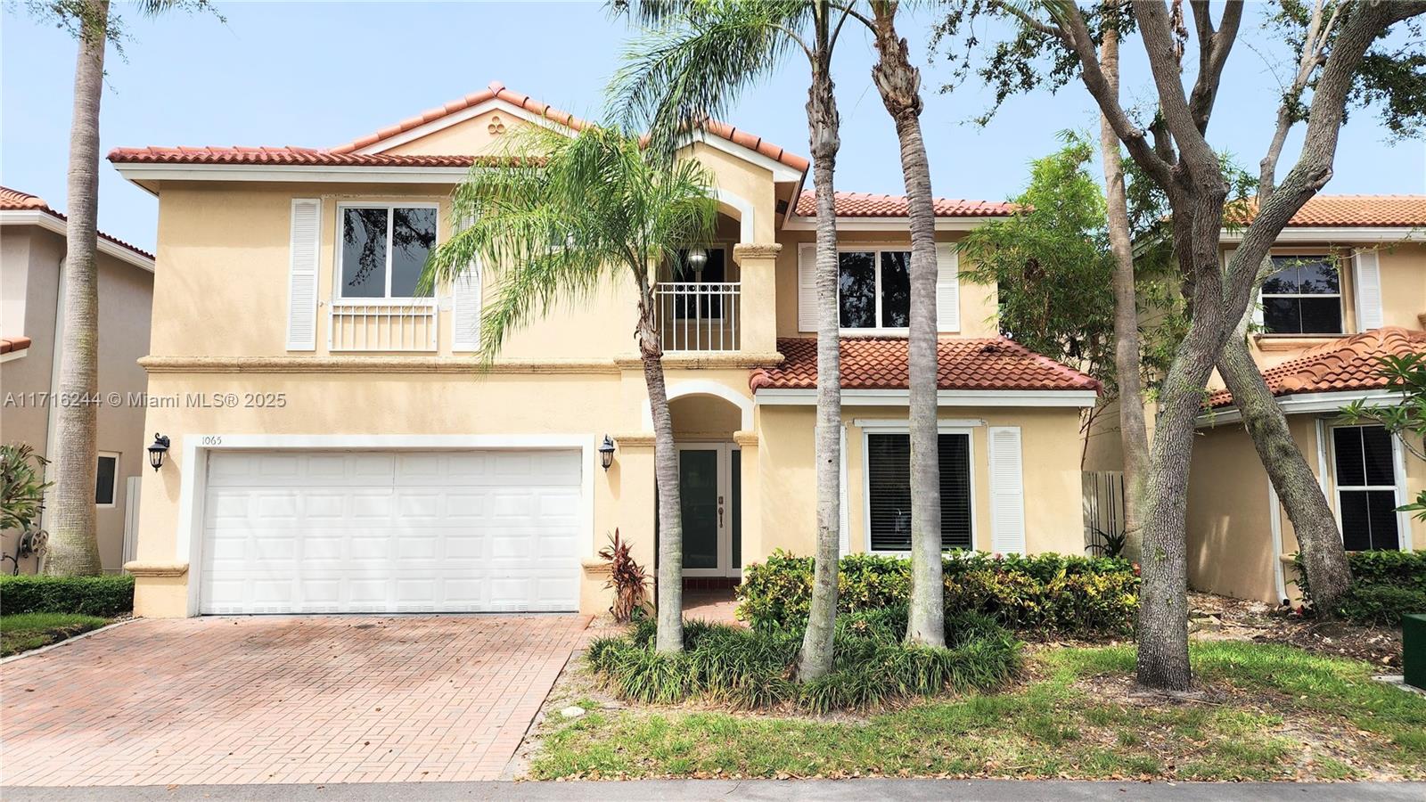 Property for Sale at 1065 Weeping Willow Way, Hollywood, Broward County, Florida - Bedrooms: 4 
Bathrooms: 3  - $950,000