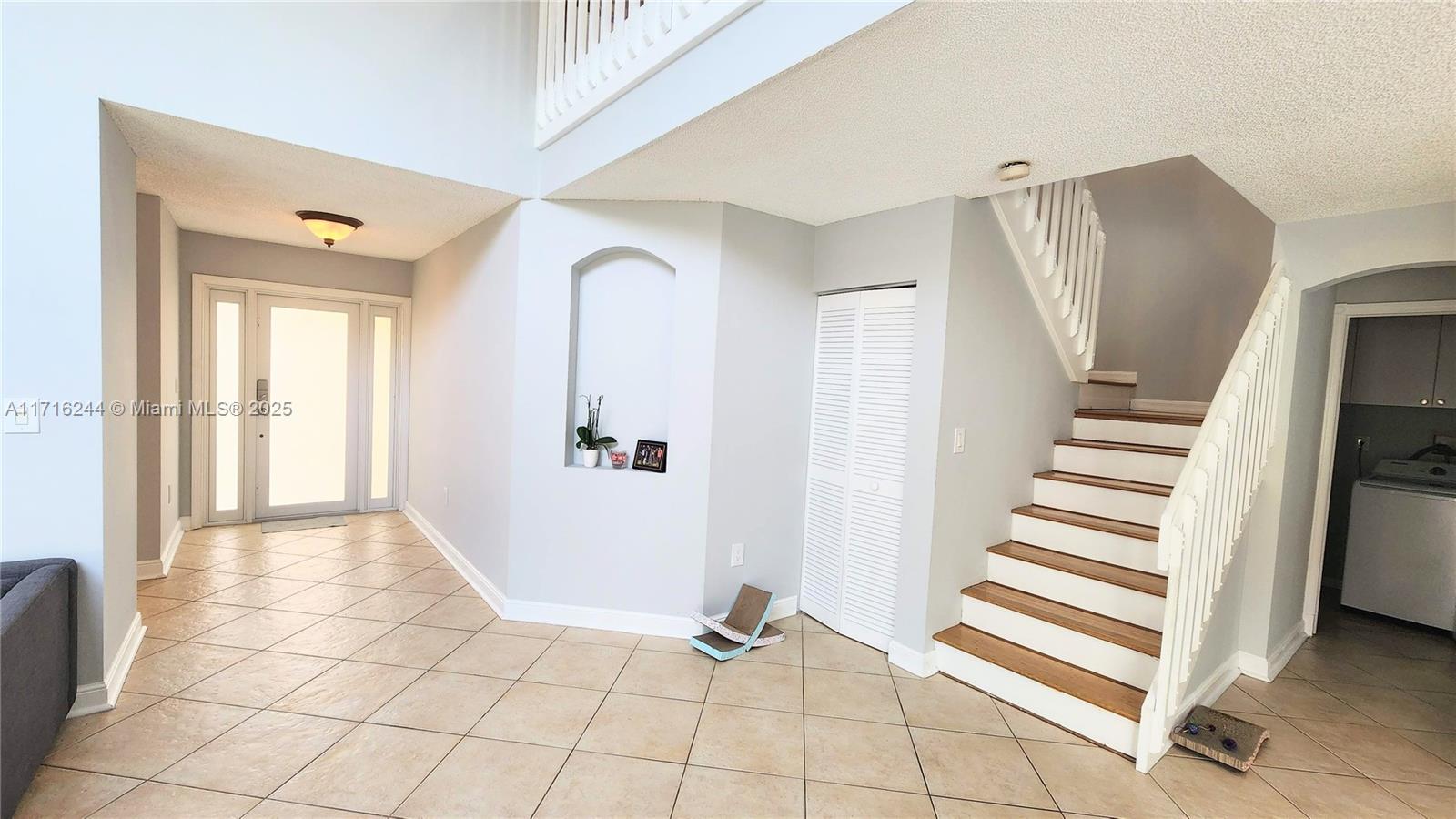 WEST LAKE VILLAGE PLAT - Residential