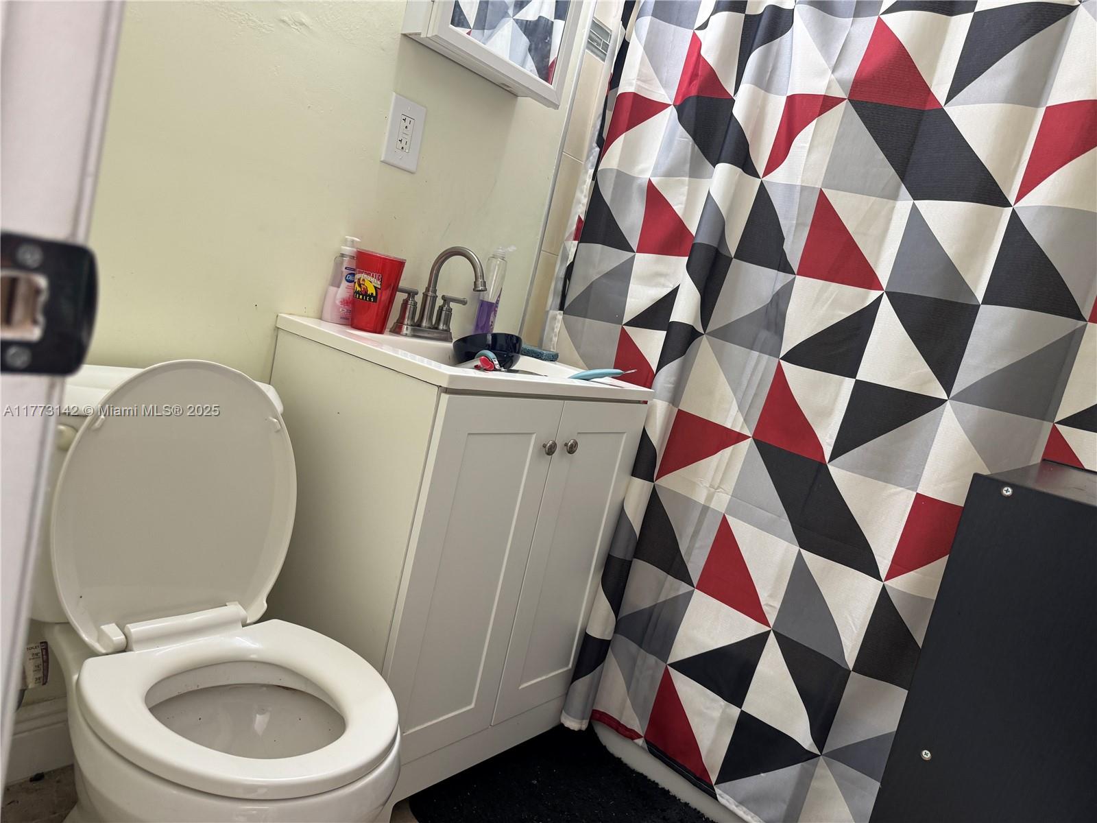 ROHAN ACRES - Residential Income