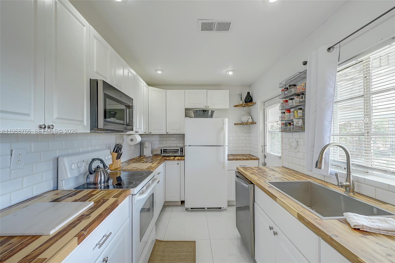 Fort Myers Villas Unit 1 - Residential