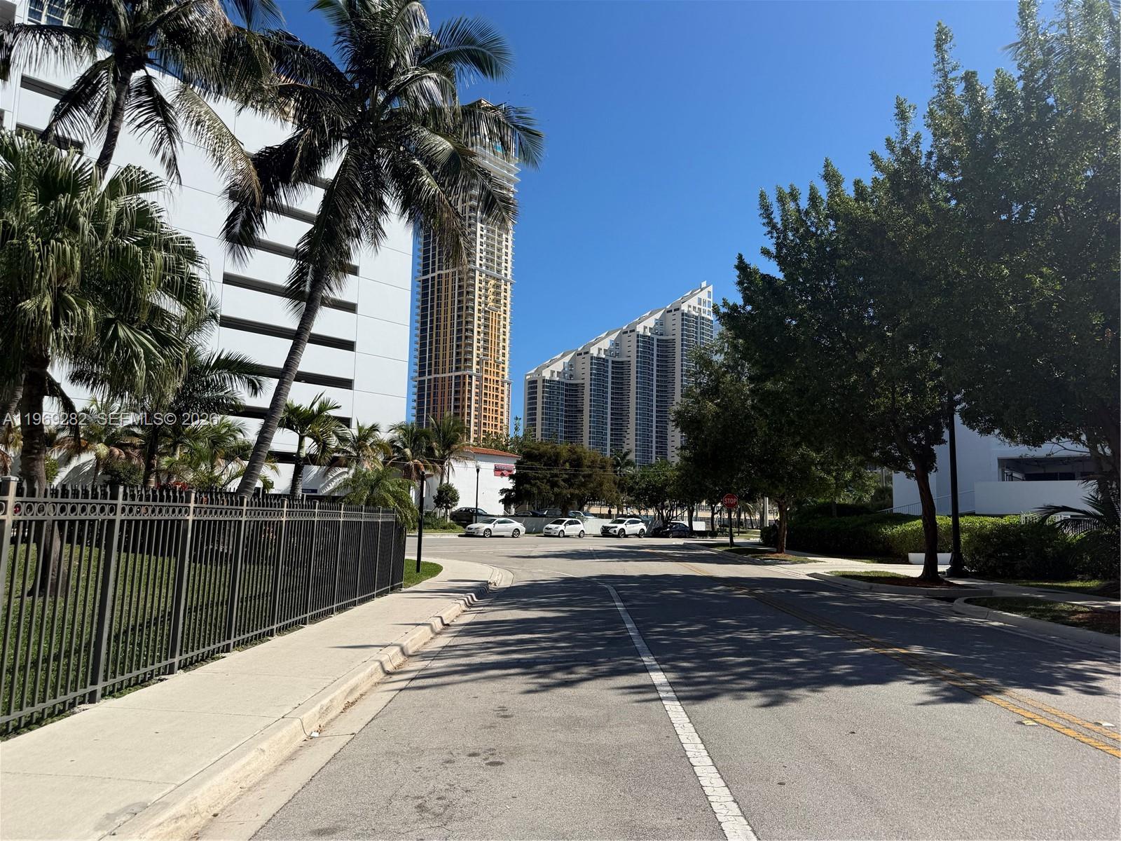 THE ISLES CONDO - Residential Lease