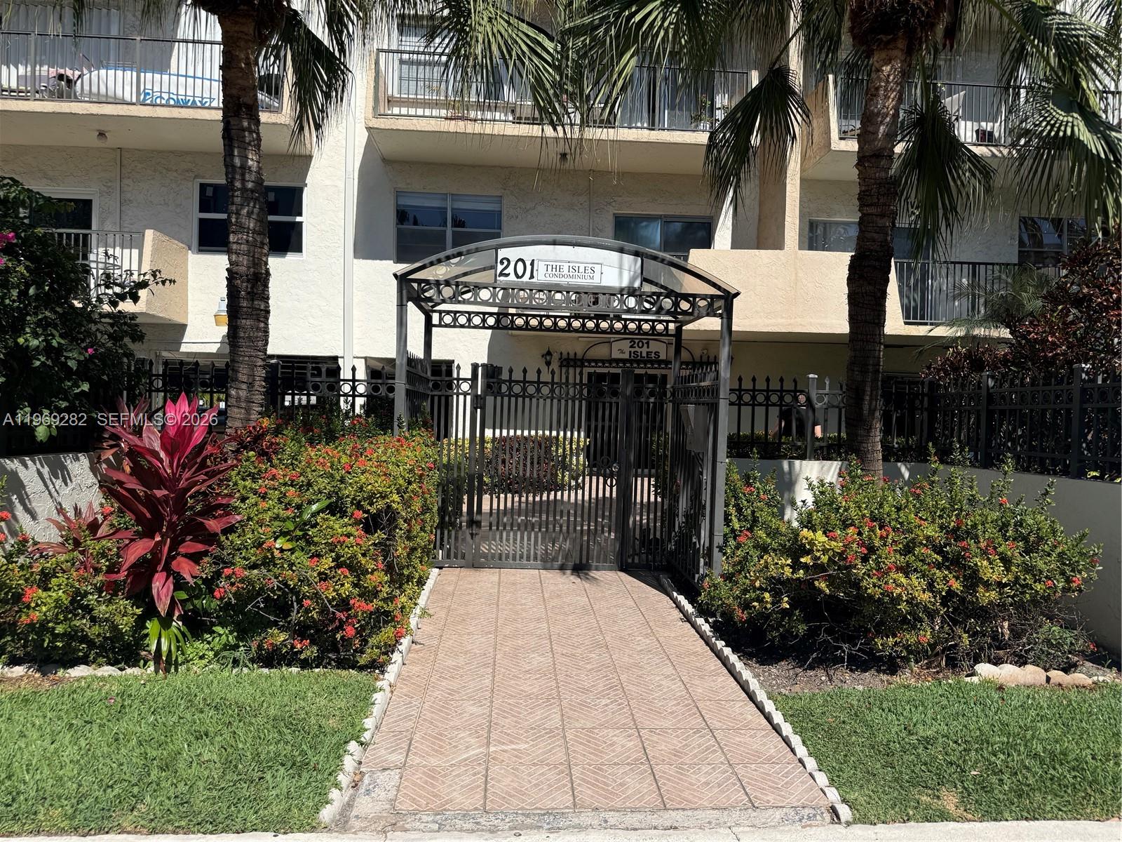 THE ISLES CONDO - Residential Lease