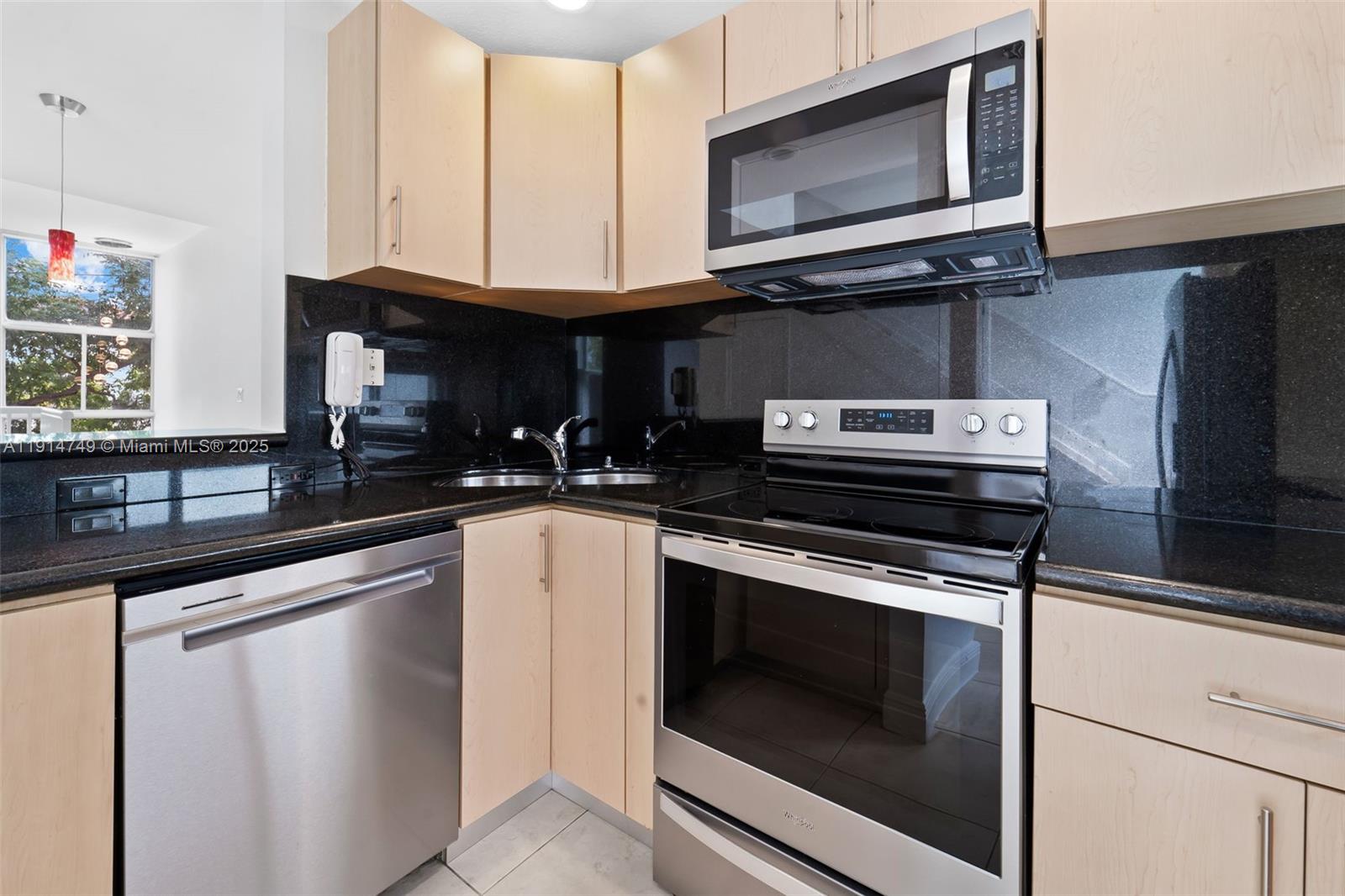 ALTOS DEL MAR OF MIAMI BC - Residential