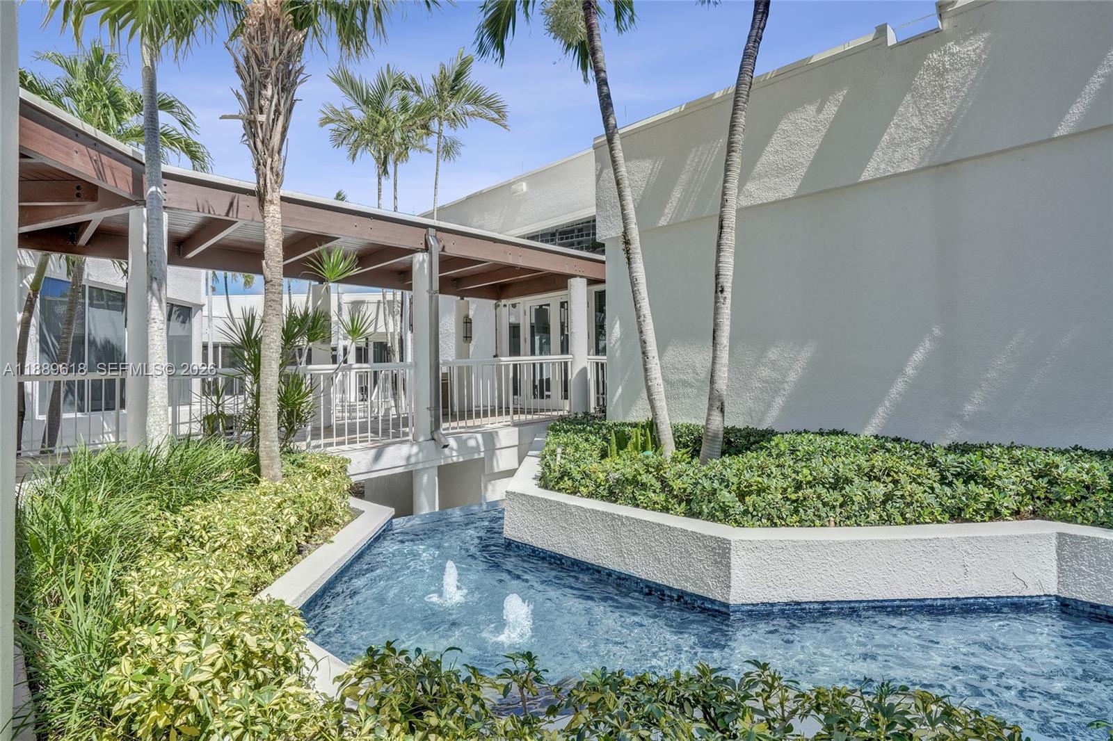 HAMPTONS WEST CONDO - Residential