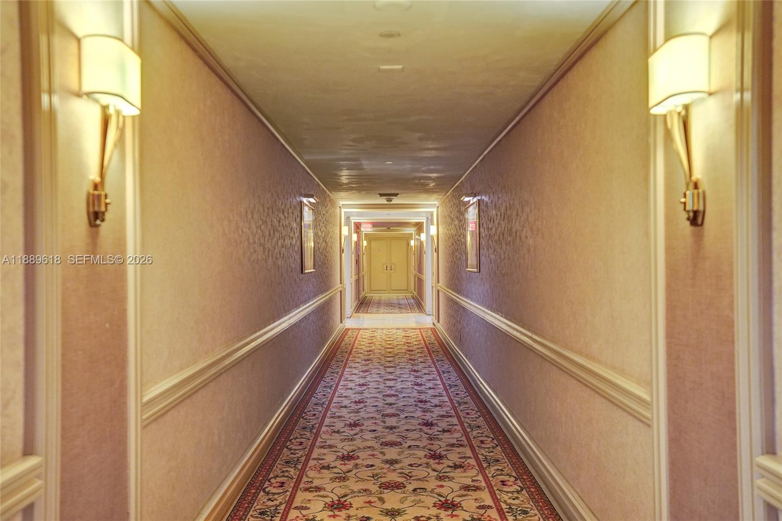 HAMPTONS WEST CONDO - Residential