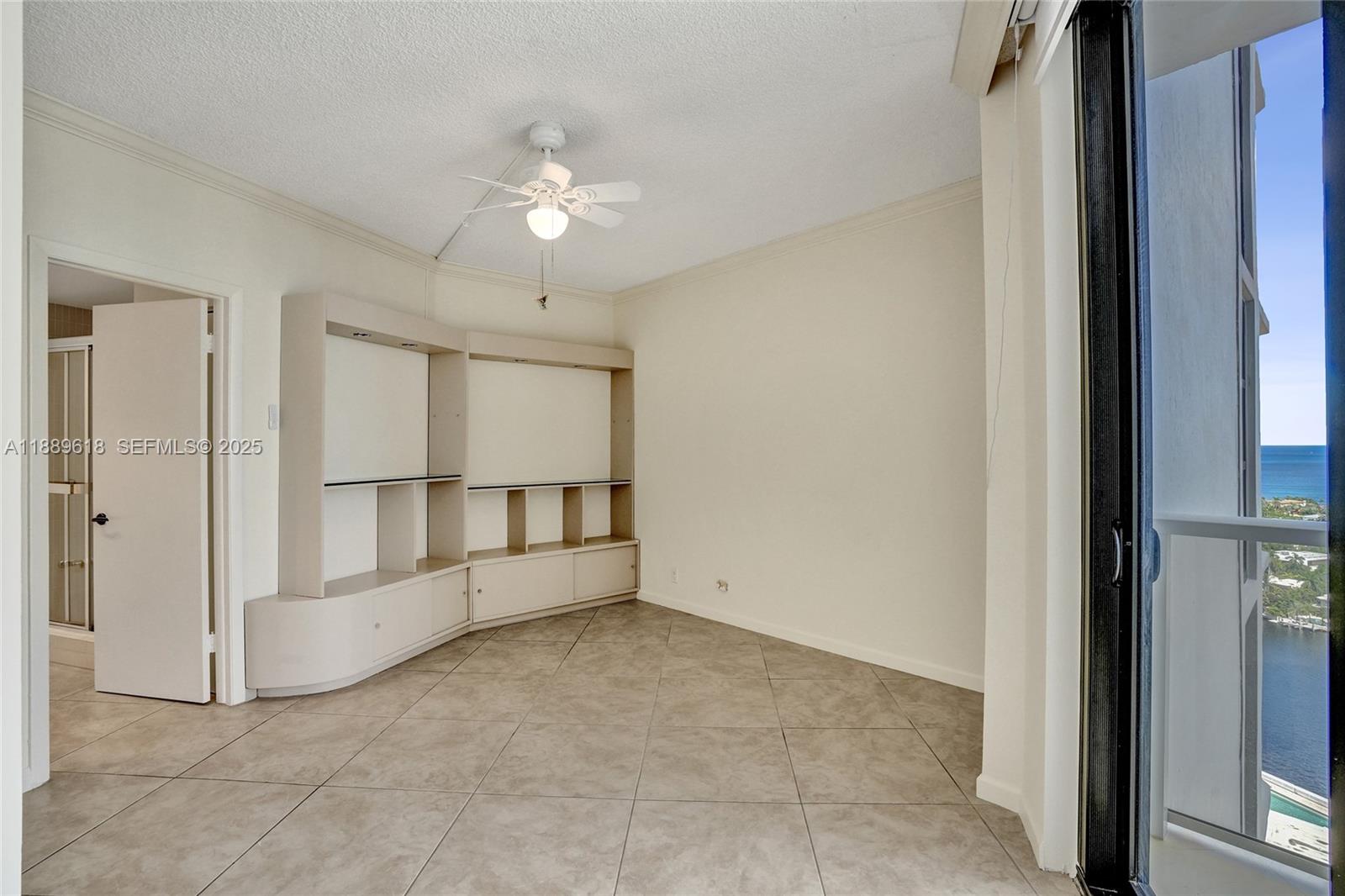 HAMPTONS WEST CONDO - Residential