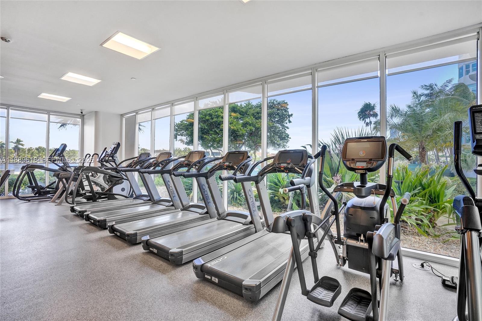 HAMPTONS WEST CONDO - Residential