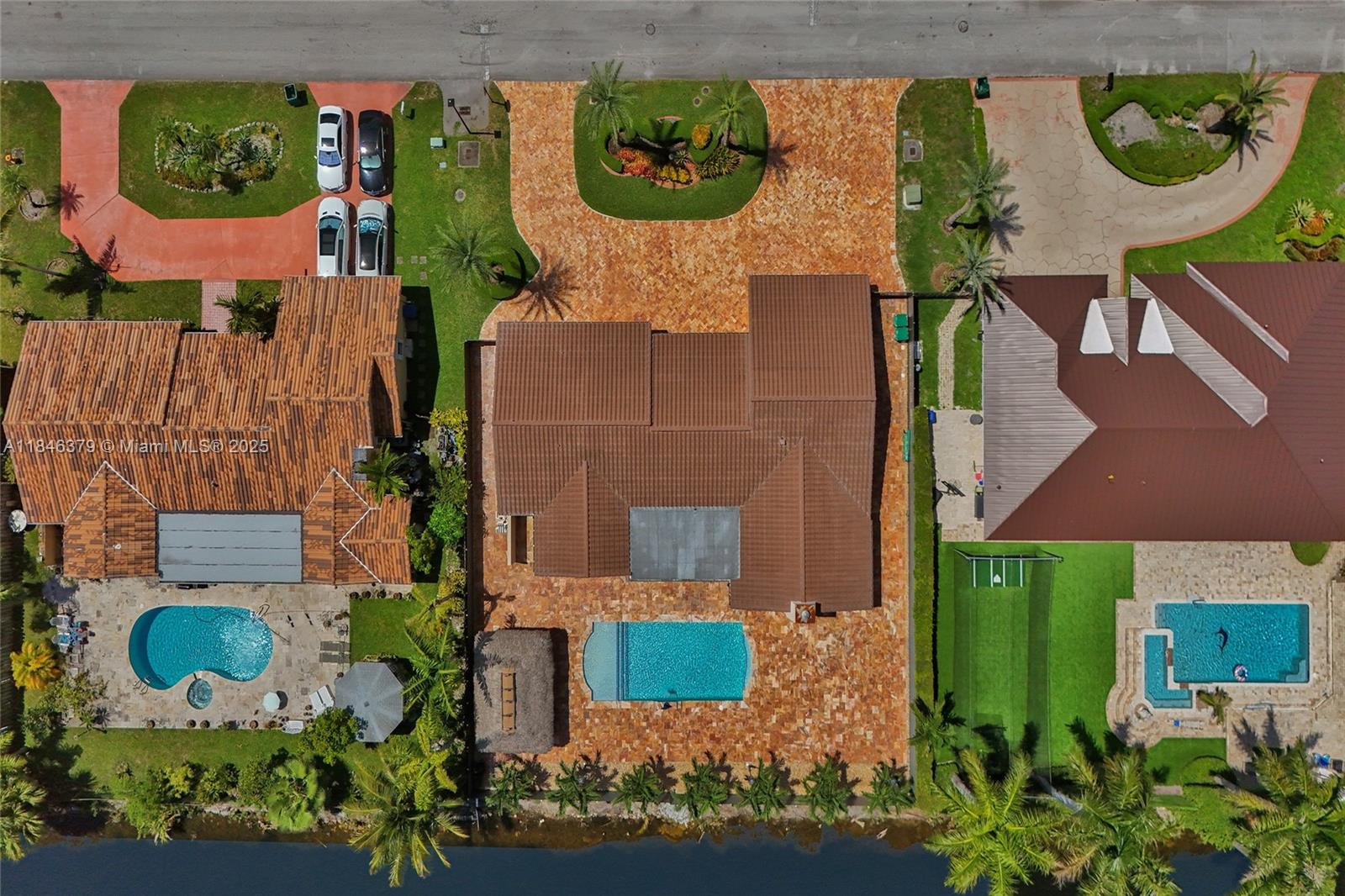 7135 N Augusta Dr