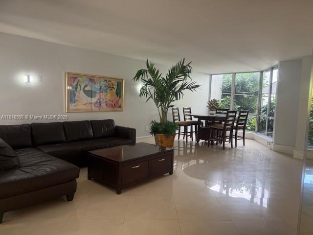 RIVER RUN CONDO PH I - Residential