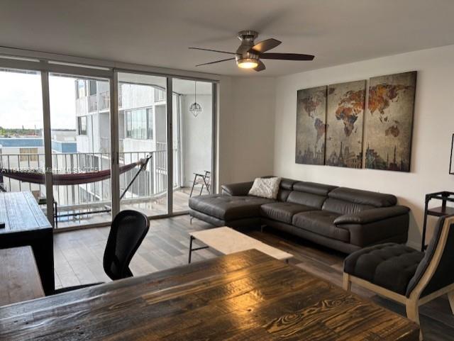 RIVER RUN CONDO PH I - Residential