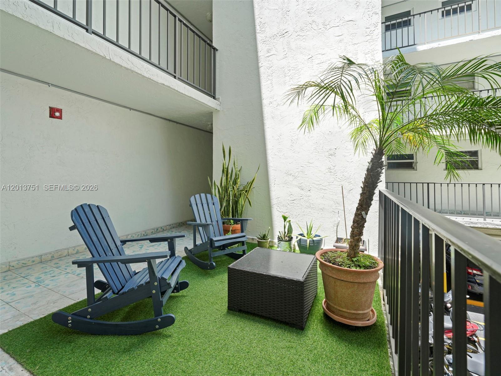 COLLINS TOWERS CONDO - Residential