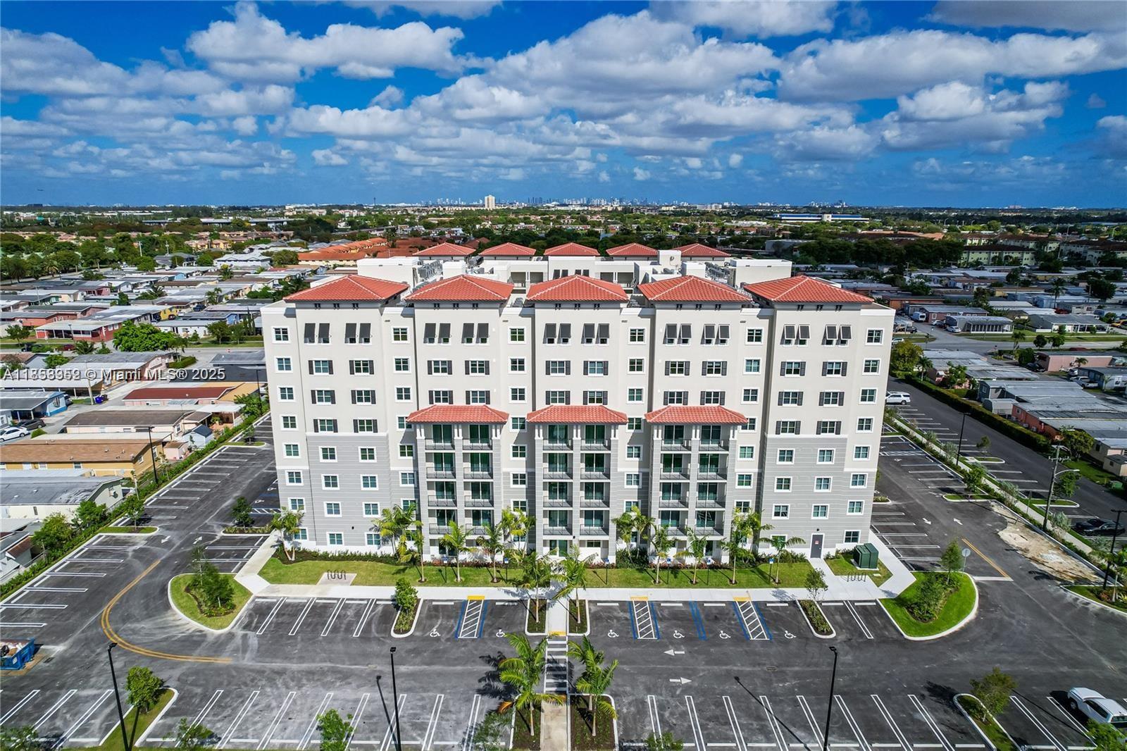 Don't miss this incredible opportunity! This modern 2-bedroom, 2-bathroom apartment is located in the heart of Sweetwater, just minutes from schools, shopping plazas, and dining. Enjoy the convenience of in-unit washer and dryer, water included, and stylish finishes throughout. Move in with just two month! No pets allowed. Schedule your showing today!